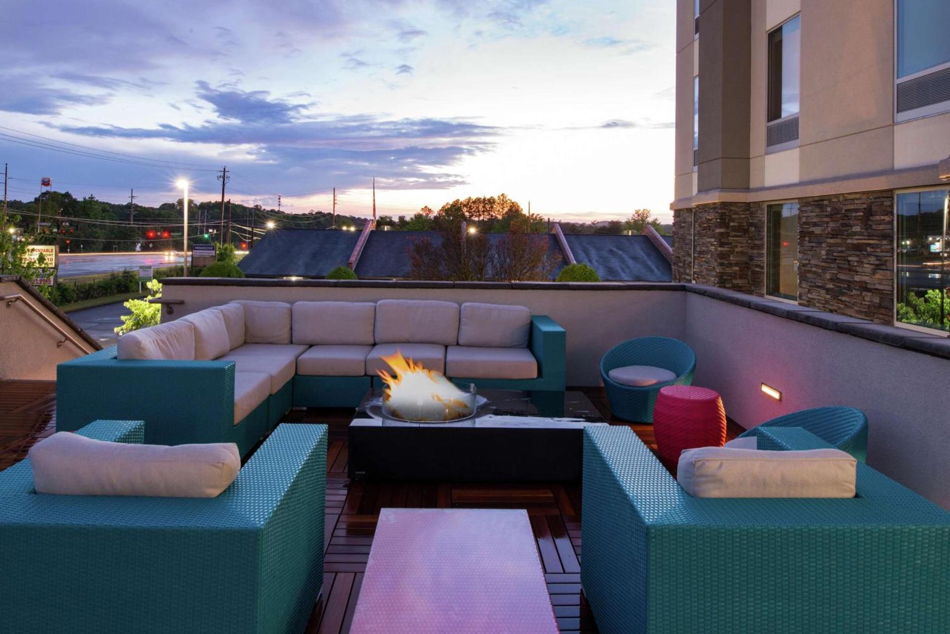 Hampton Inn & Suites Atlanta/Marietta photo 2