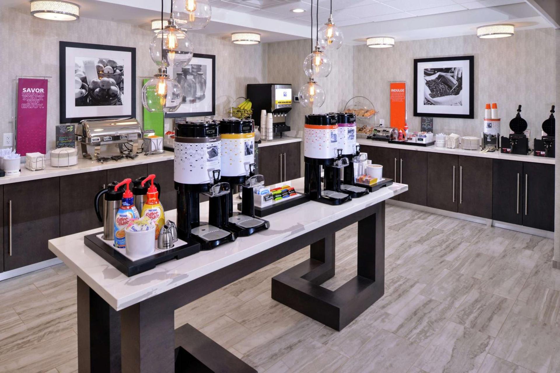 Hampton Inn & Suites Atlanta/Marietta photo 13