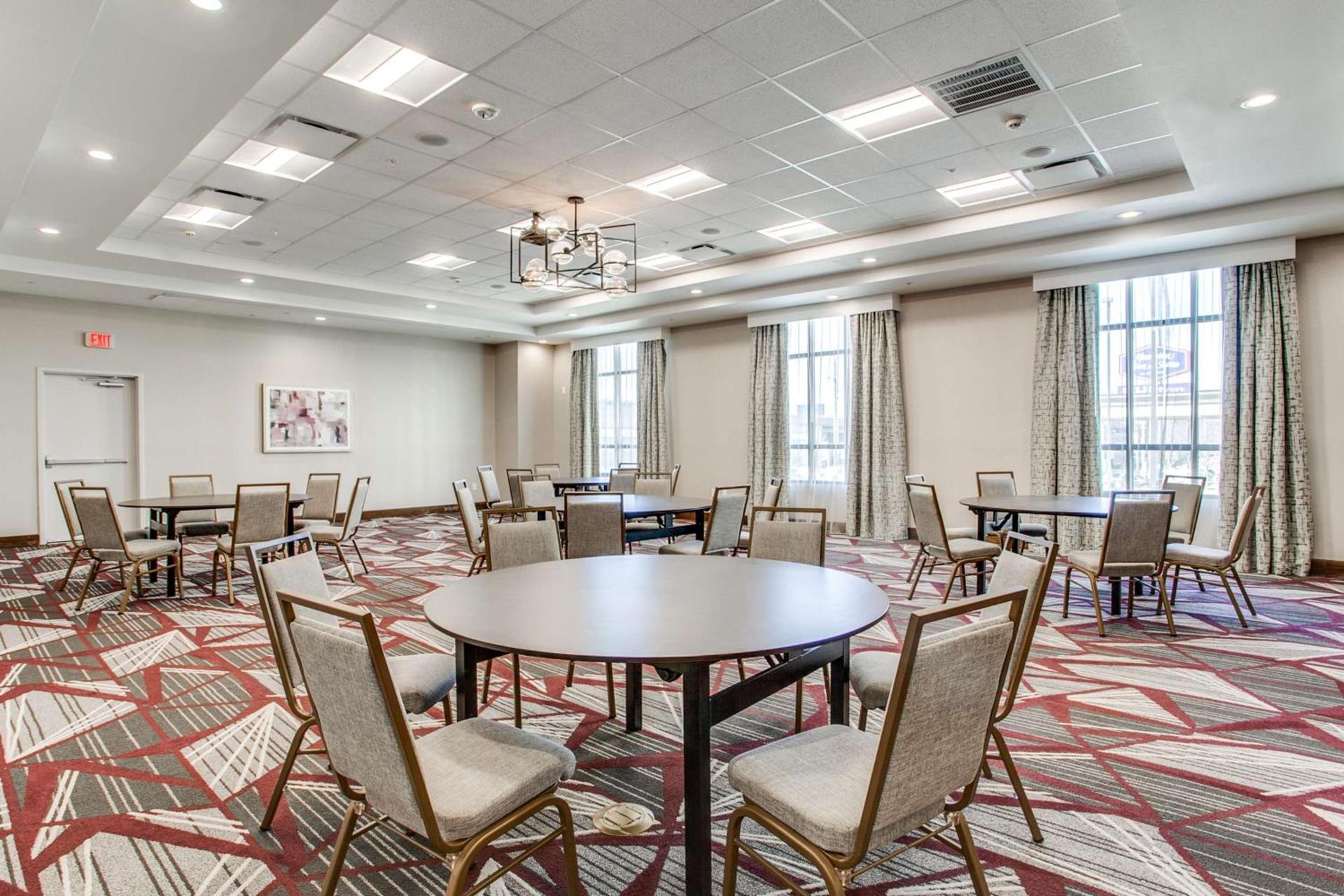 Hilton Garden Inn Dallas-Central Expy/North Park Area, Tx photo 32