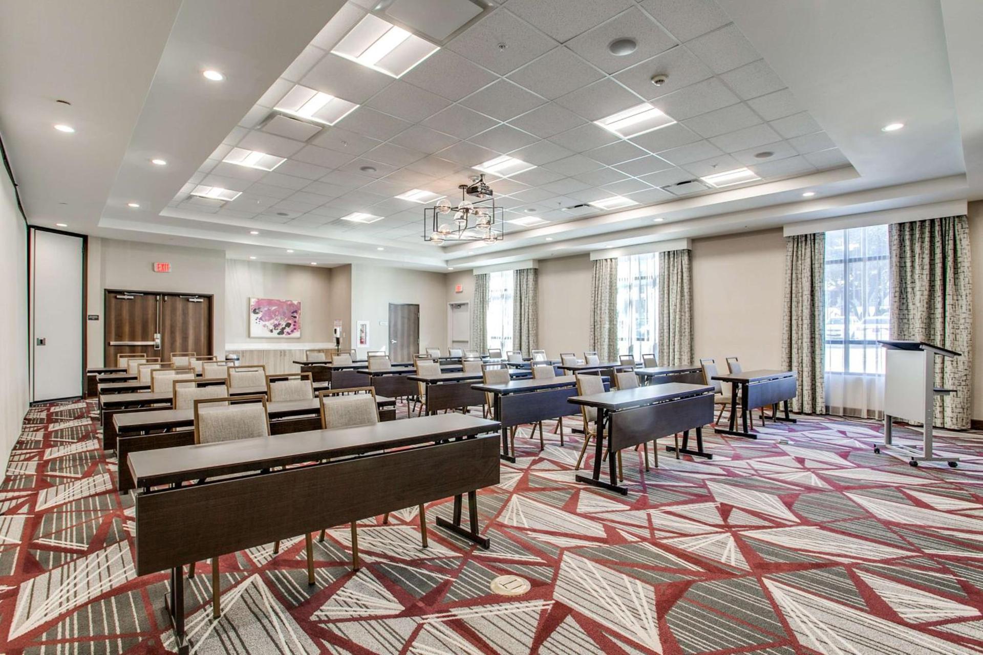 Hilton Garden Inn Dallas-Central Expy/North Park Area, Tx photo 34