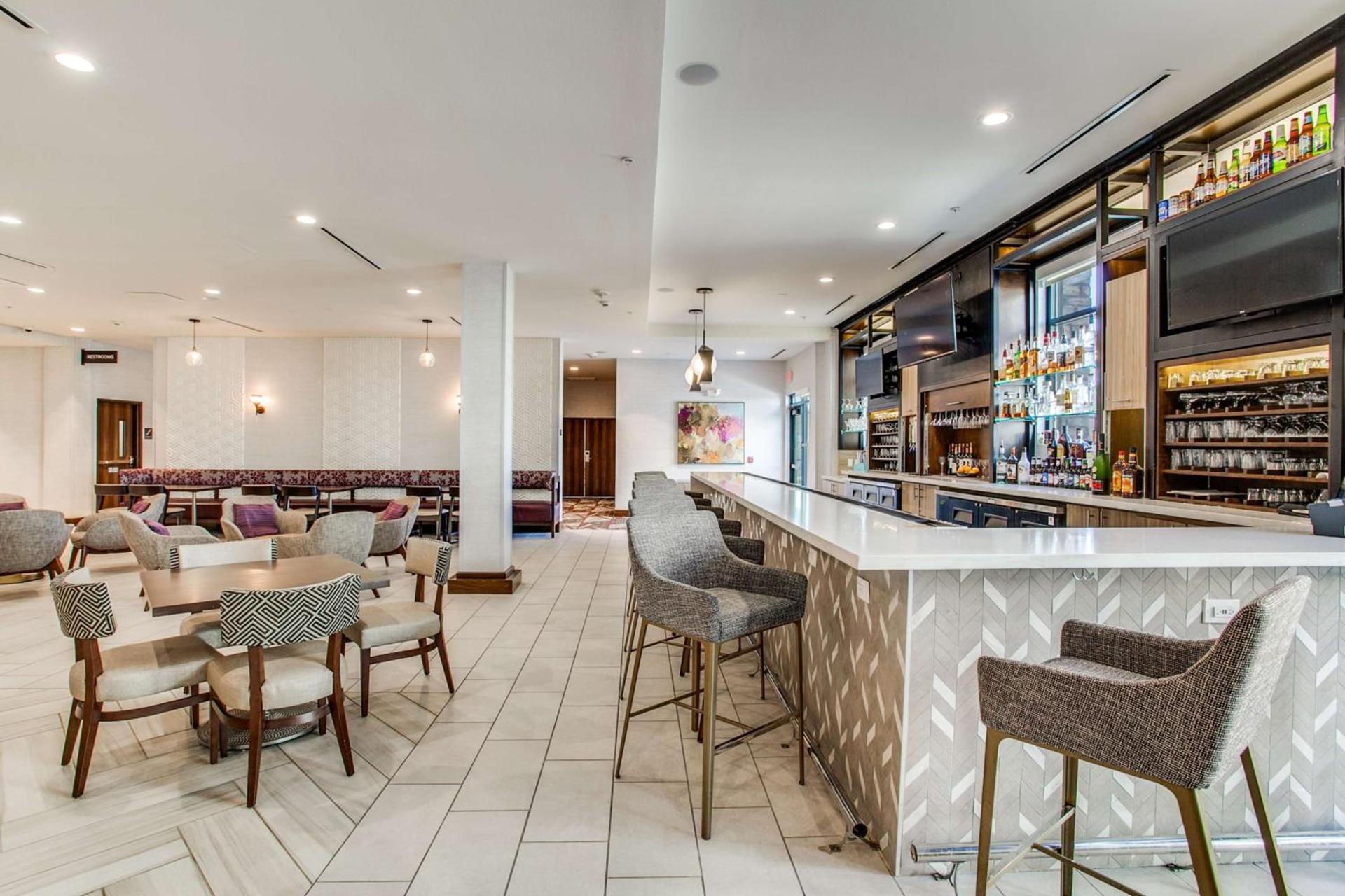 Hilton Garden Inn Dallas-Central Expy/North Park Area, Tx photo 39