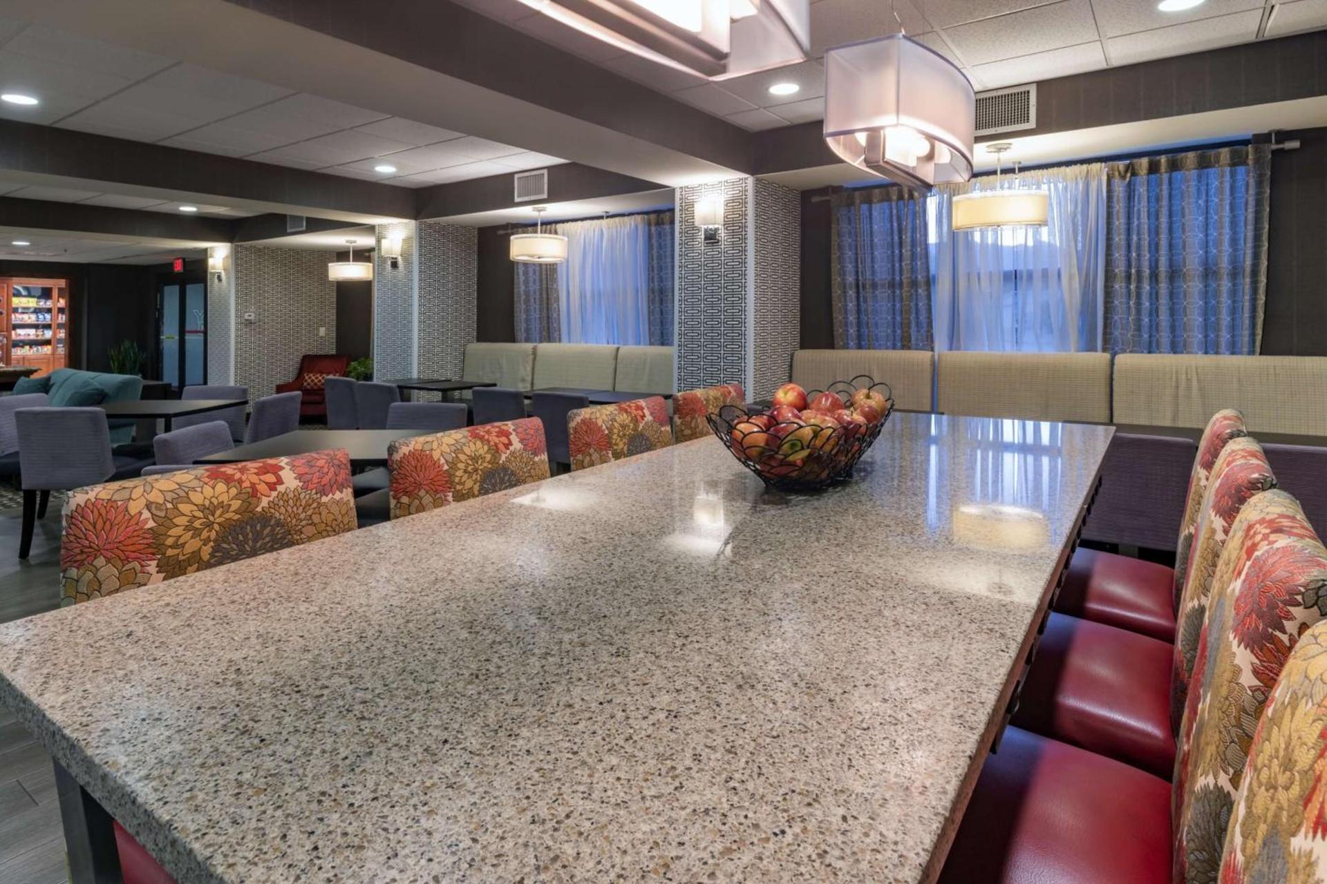 Hampton Inn Lehi-Thanksgiving Point photo 6