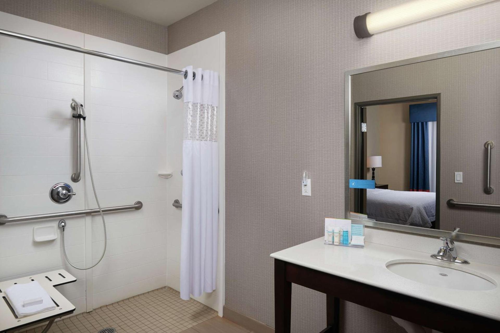 Hampton Inn & Suites Portland/Vancouver photo 16