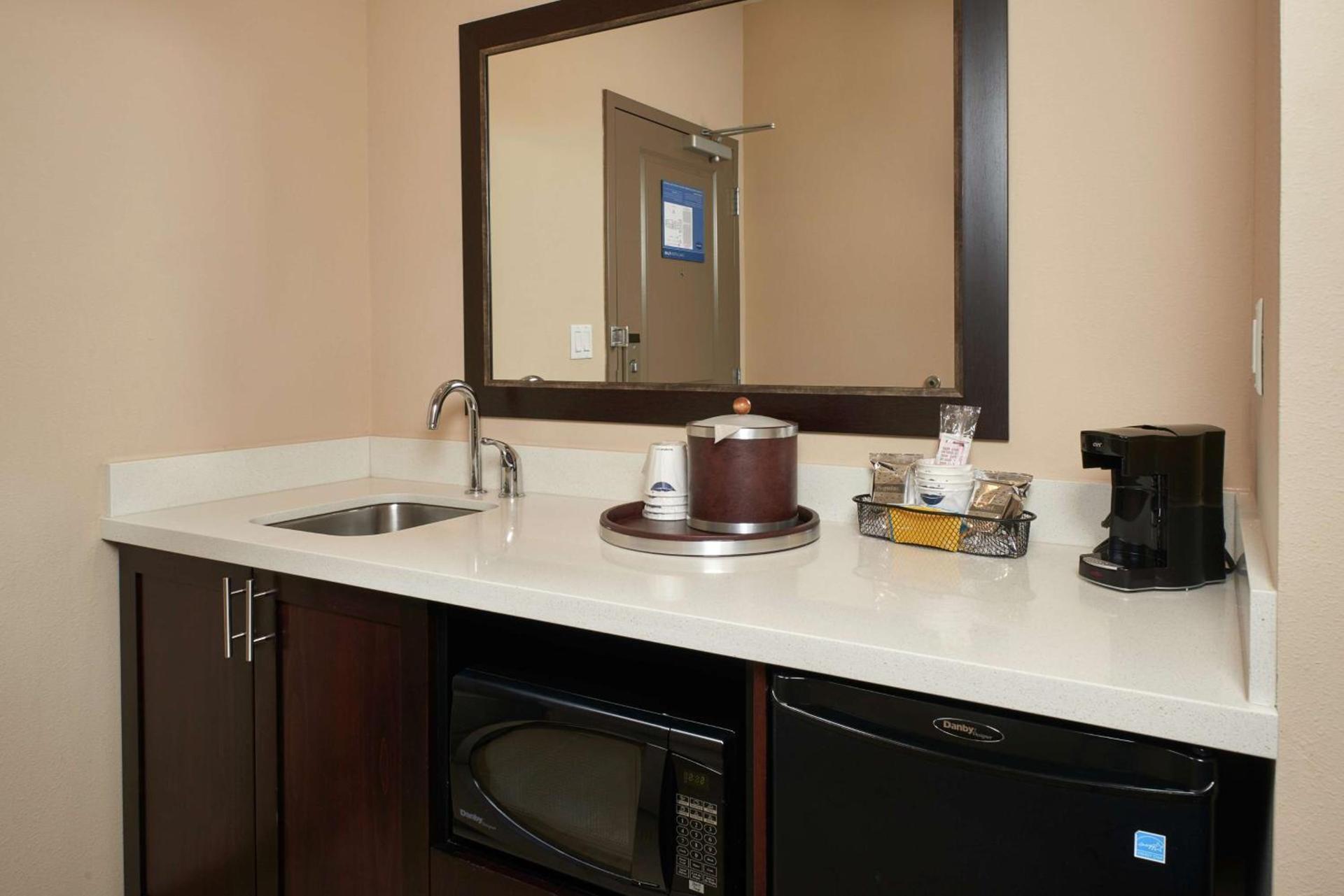 Hampton Inn & Suites Portland/Vancouver photo 31
