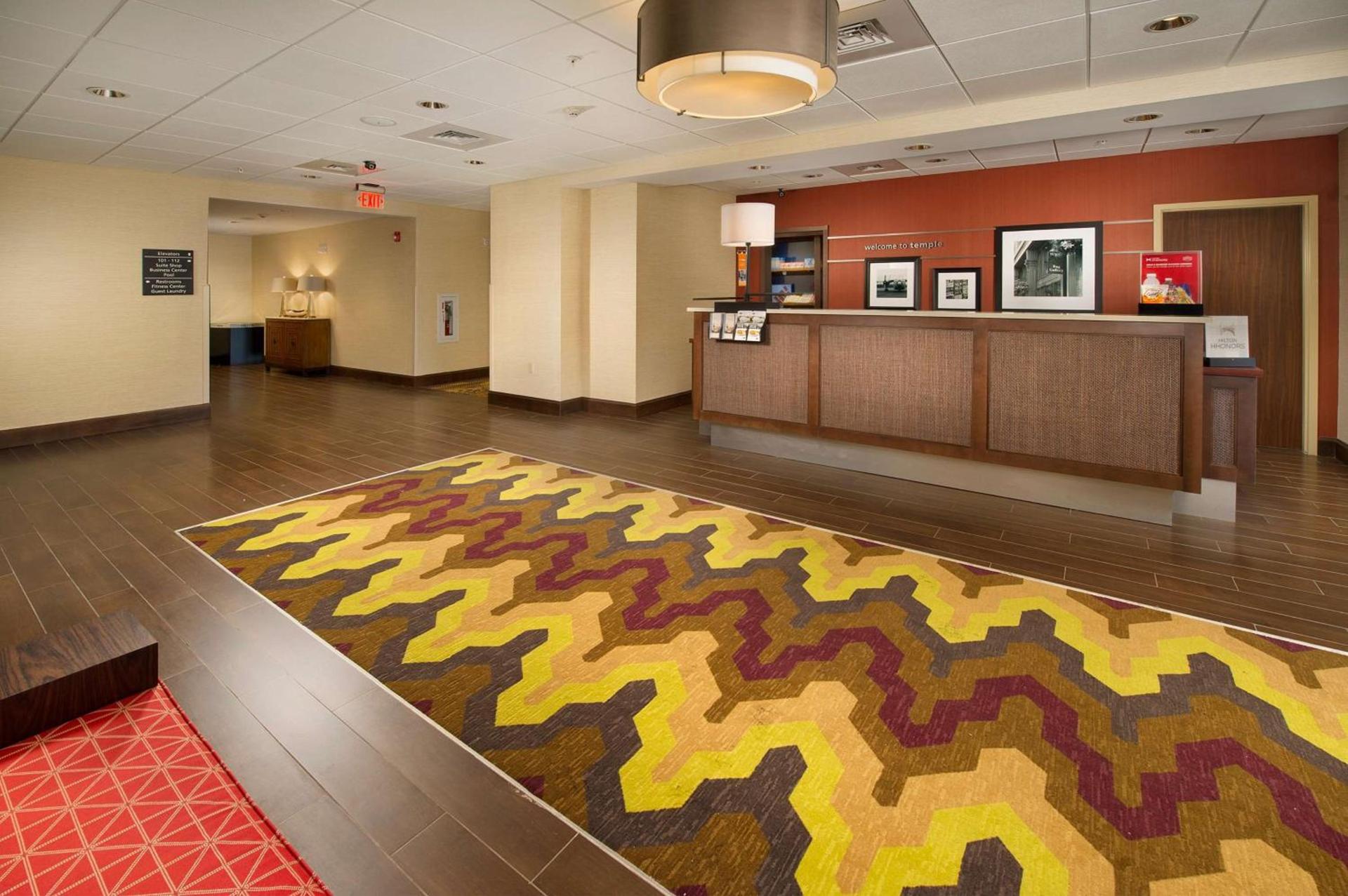 Hampton Inn Temple photo 3