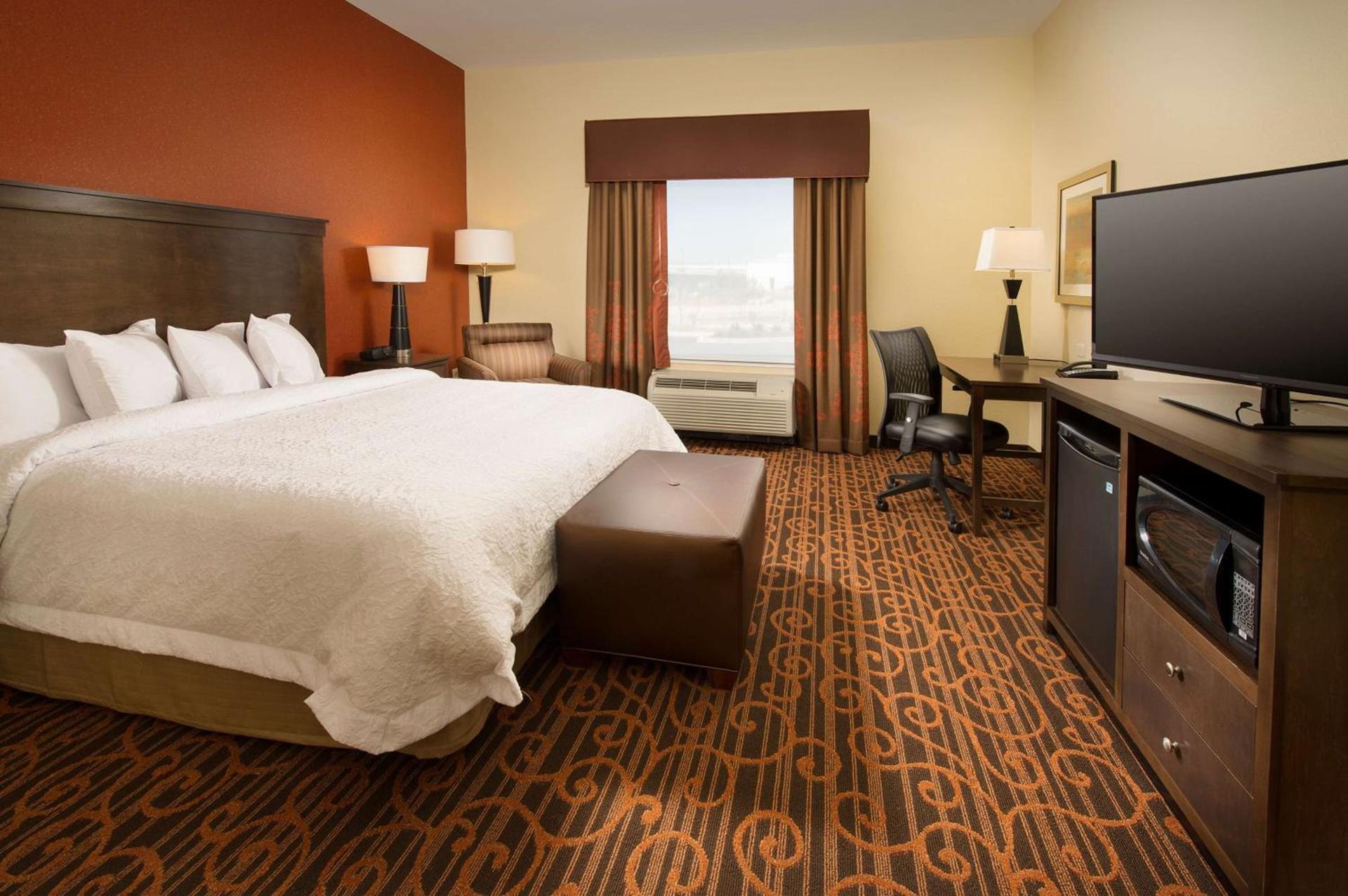 Hampton Inn Temple photo 12