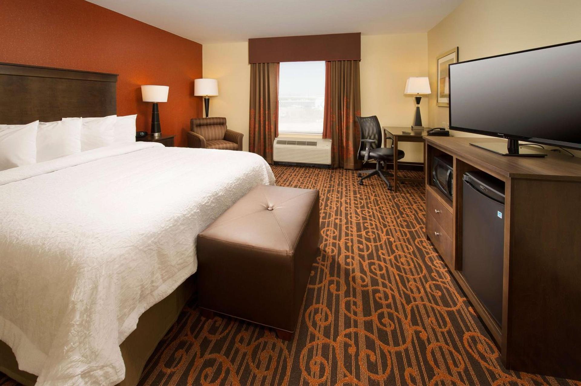 Hampton Inn Temple photo 14