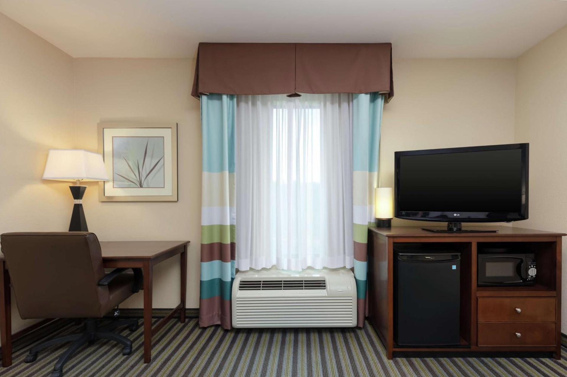 Hampton Inn and Suites Adairsville/Calhoun Area photo 29