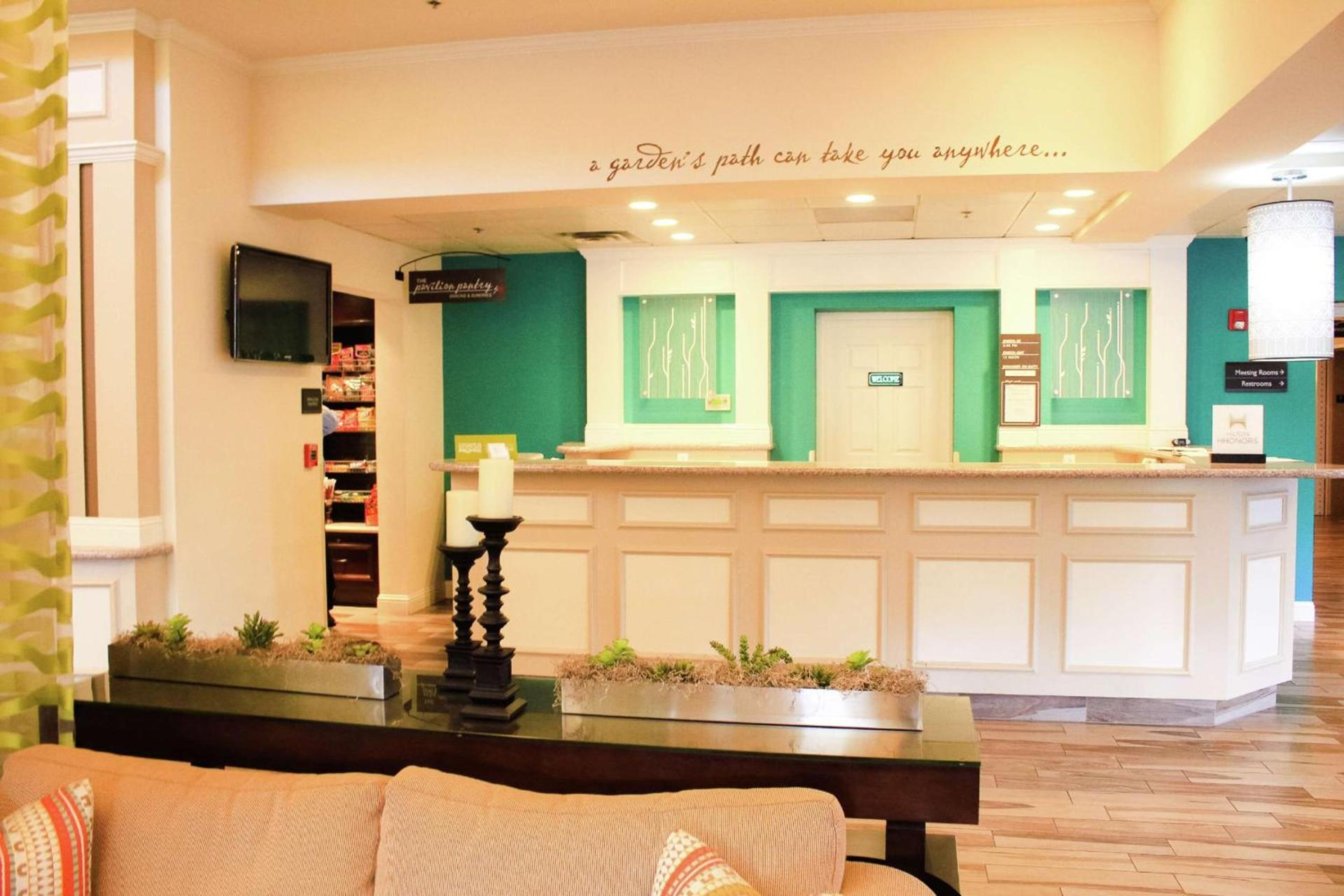 Hilton Garden Inn Redding photo 9