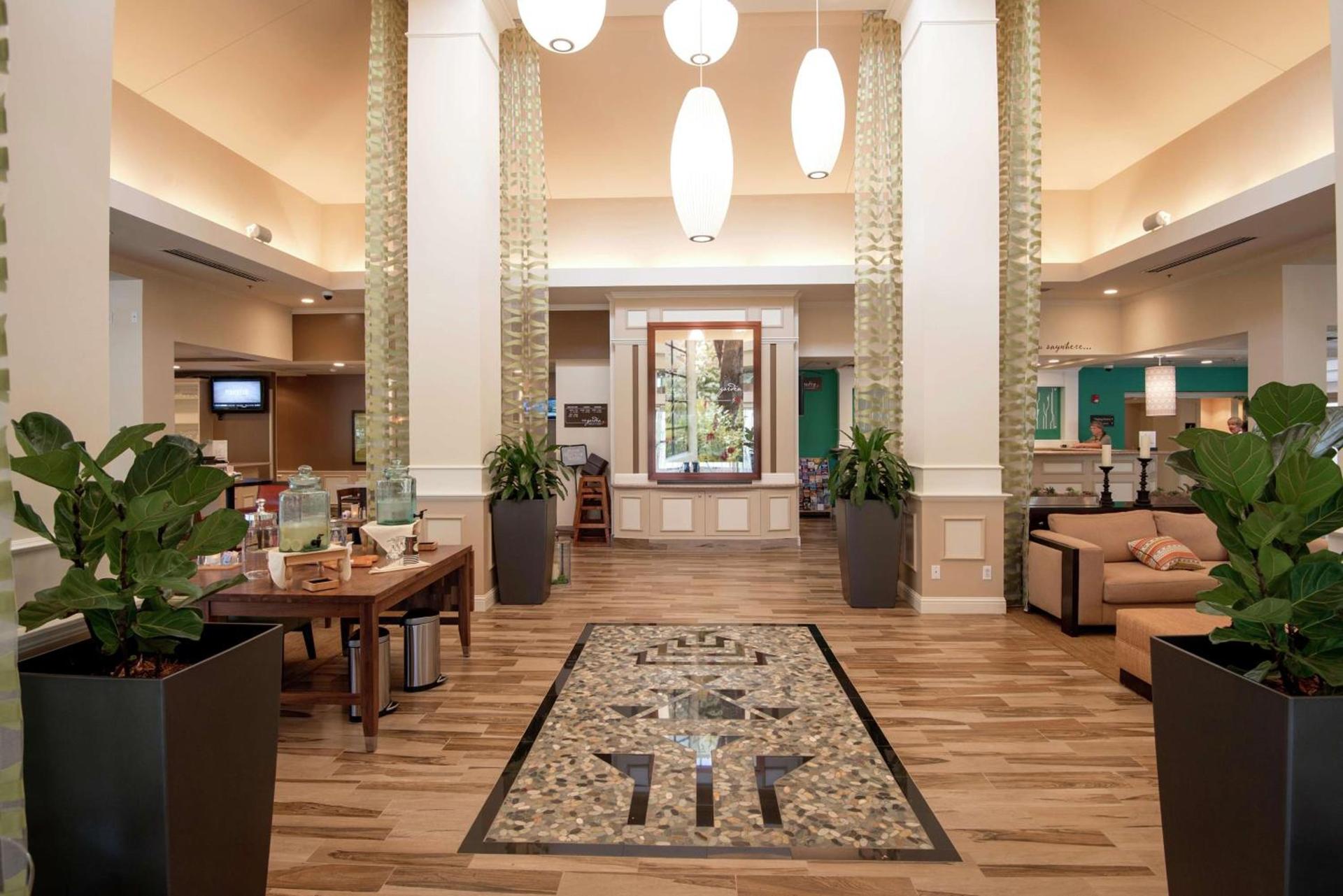 Hilton Garden Inn Redding photo 7