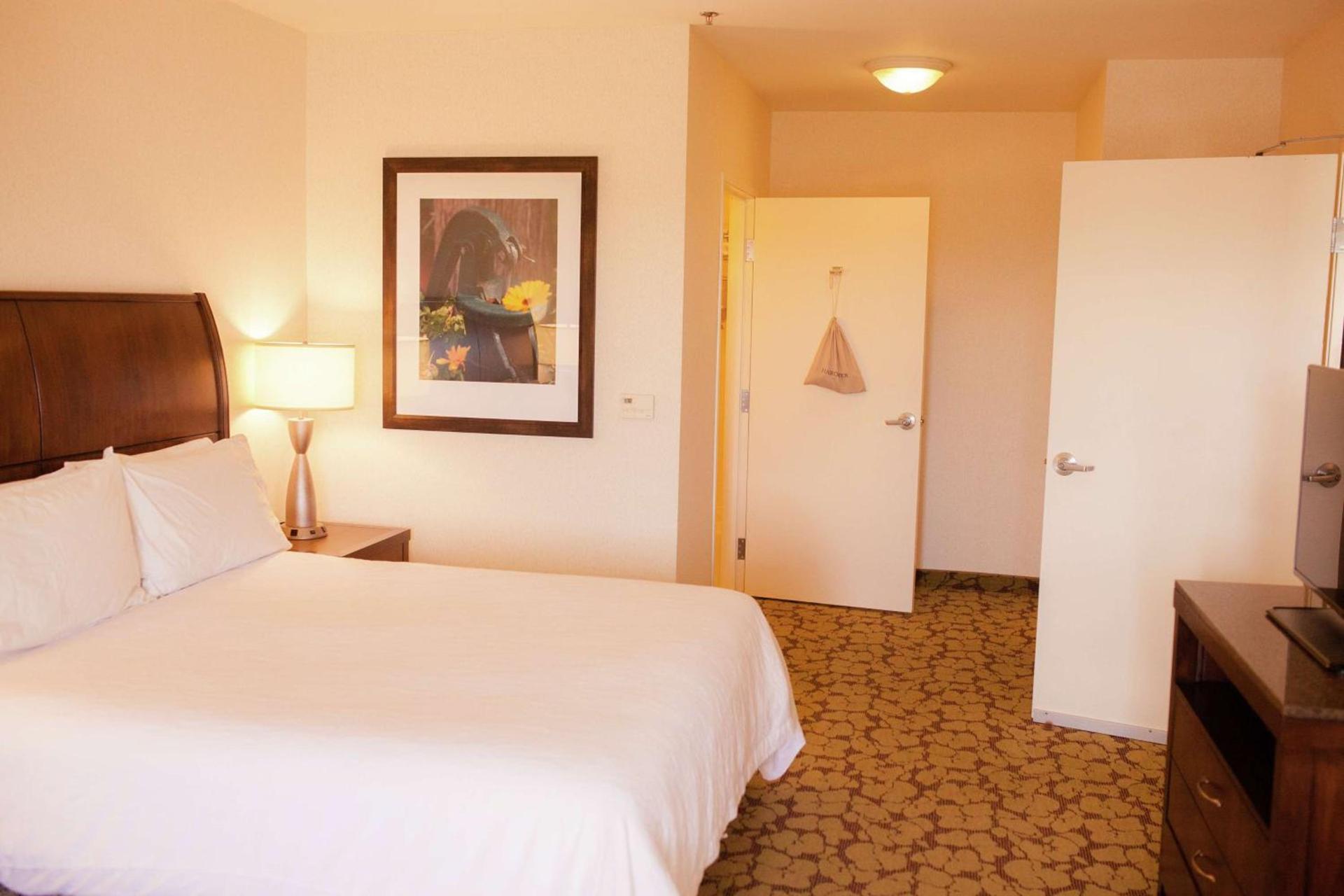 Hilton Garden Inn Redding photo 37