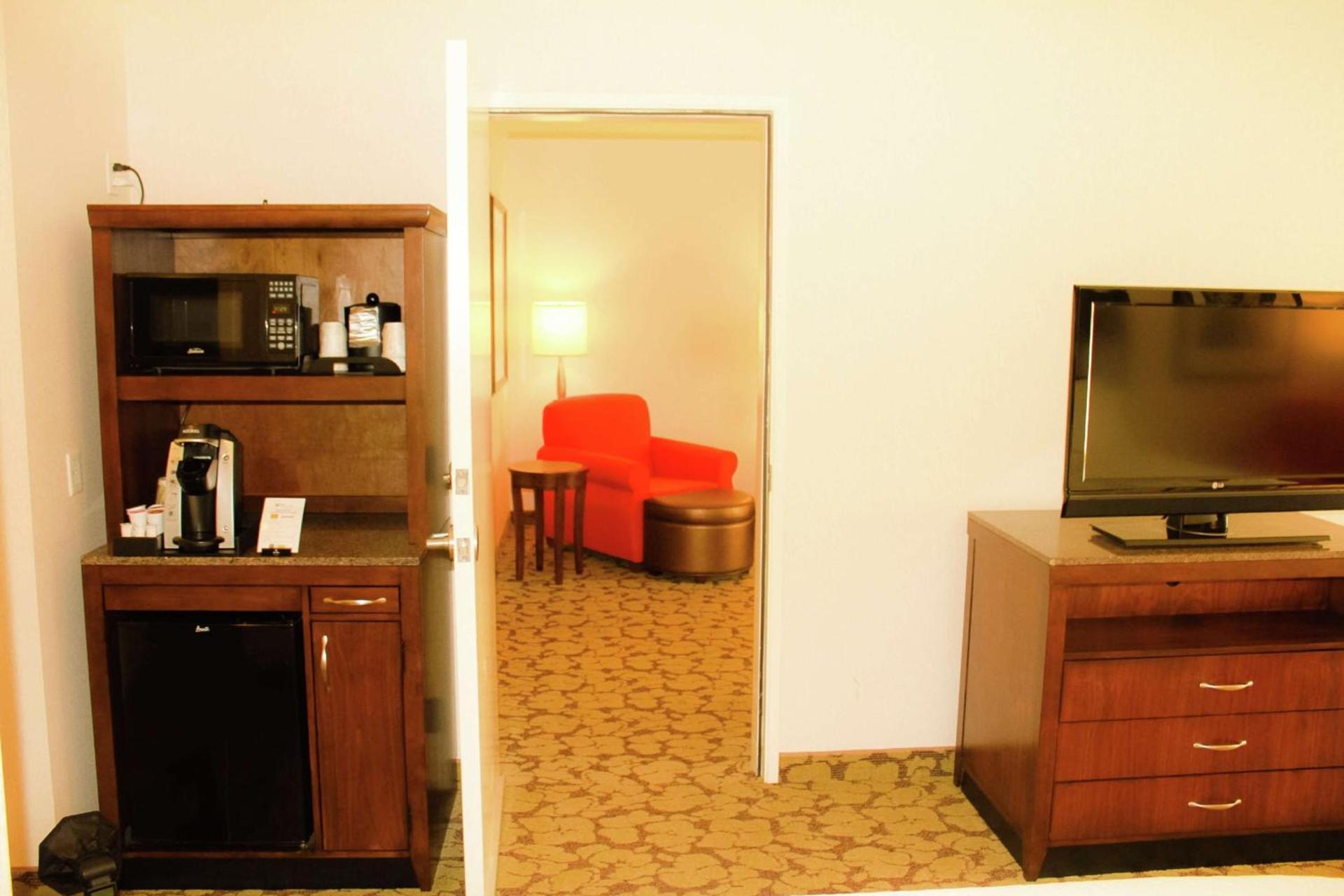 Hilton Garden Inn Redding photo 39