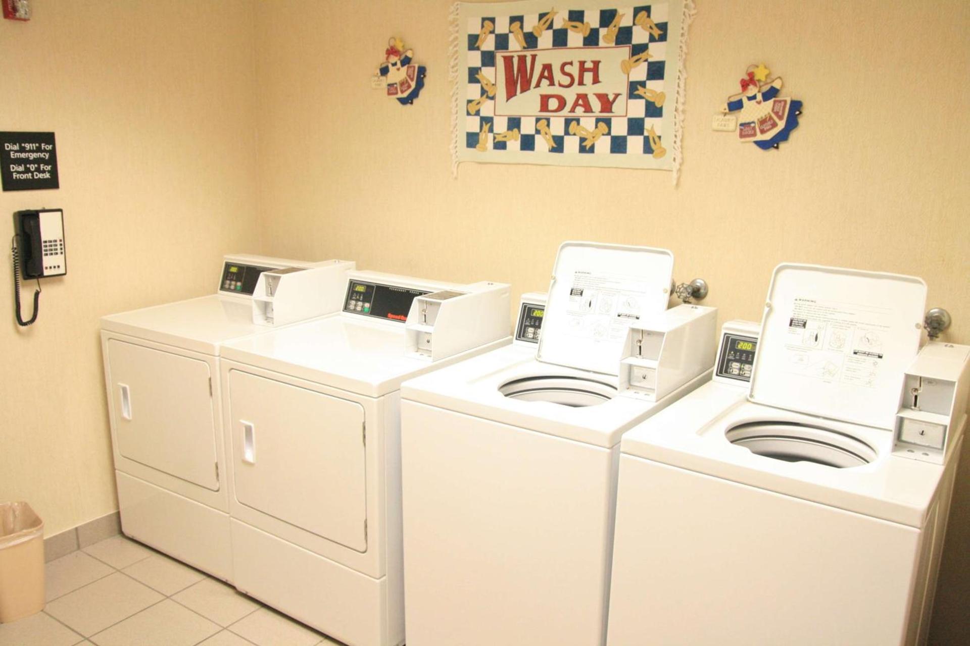 Hampton Inn & Suites Binghamton/Vestal photo 31