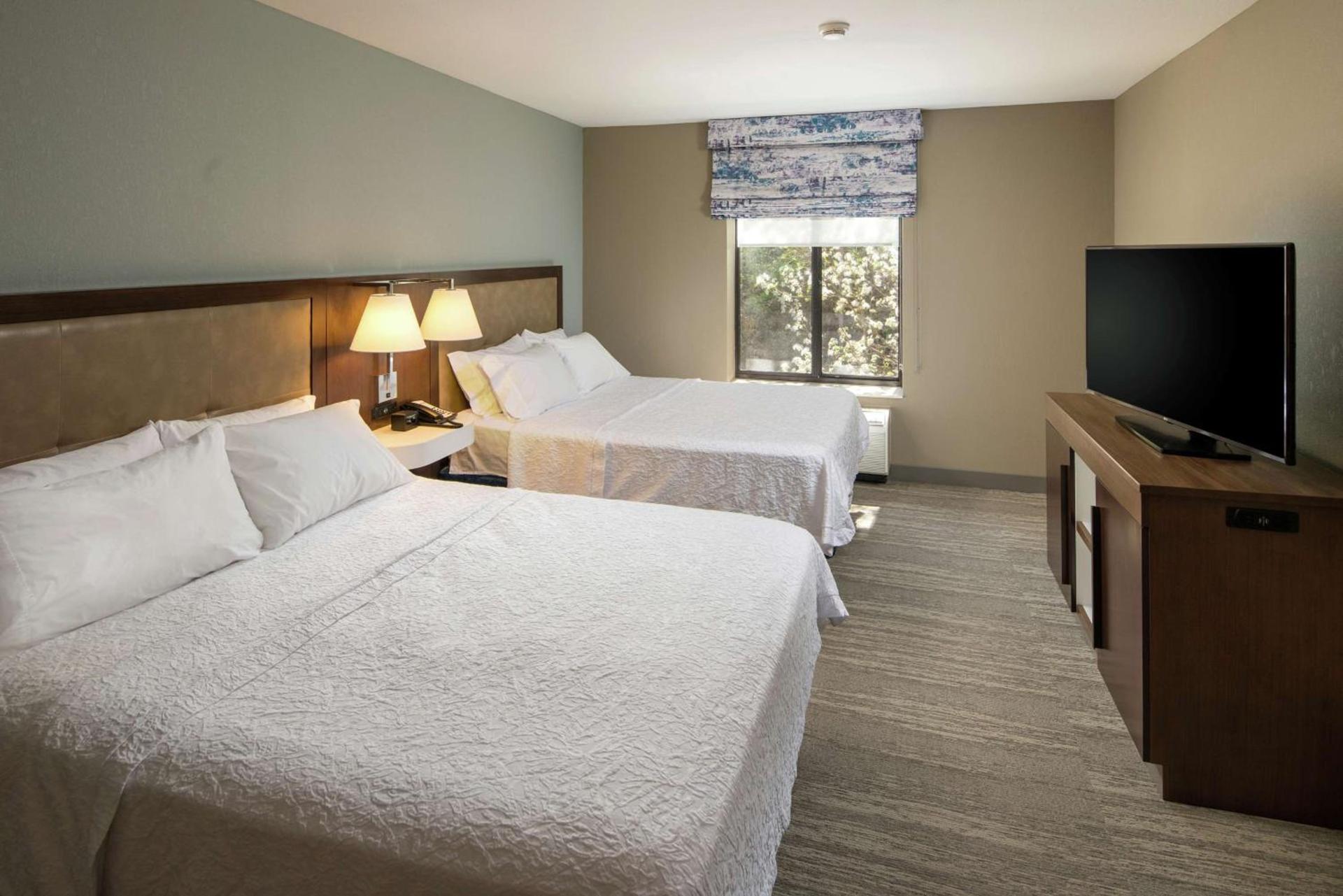 Hampton Inn & Suites Binghamton/Vestal photo 30