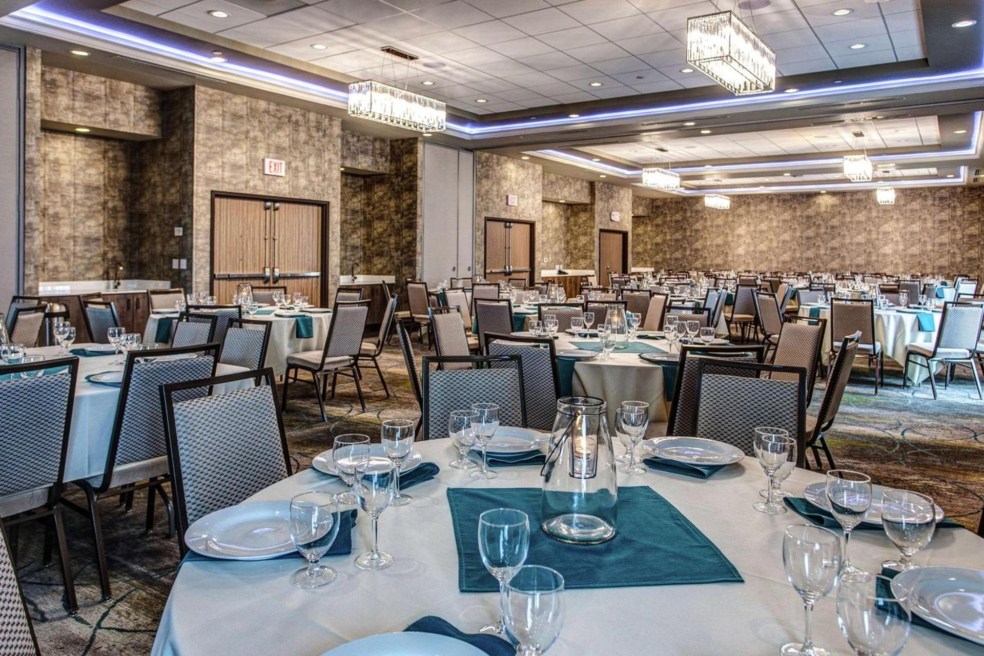Hilton Garden Inn Topeka photo 22