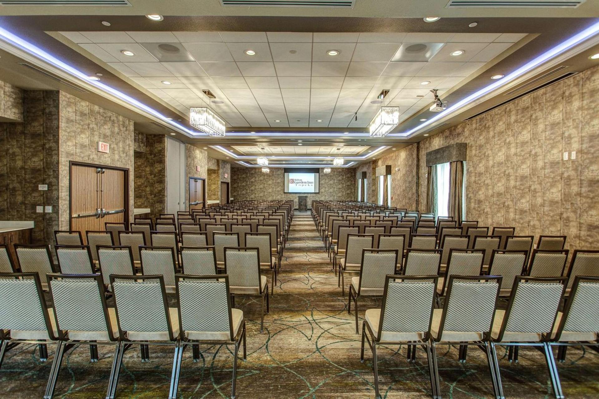 Hilton Garden Inn Topeka photo 23