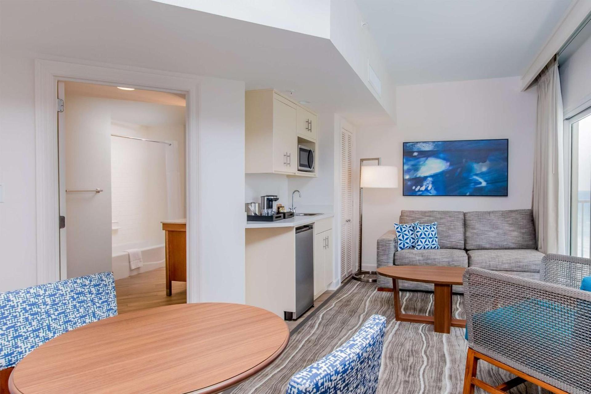 Hilton Pensacola Beach photo 33