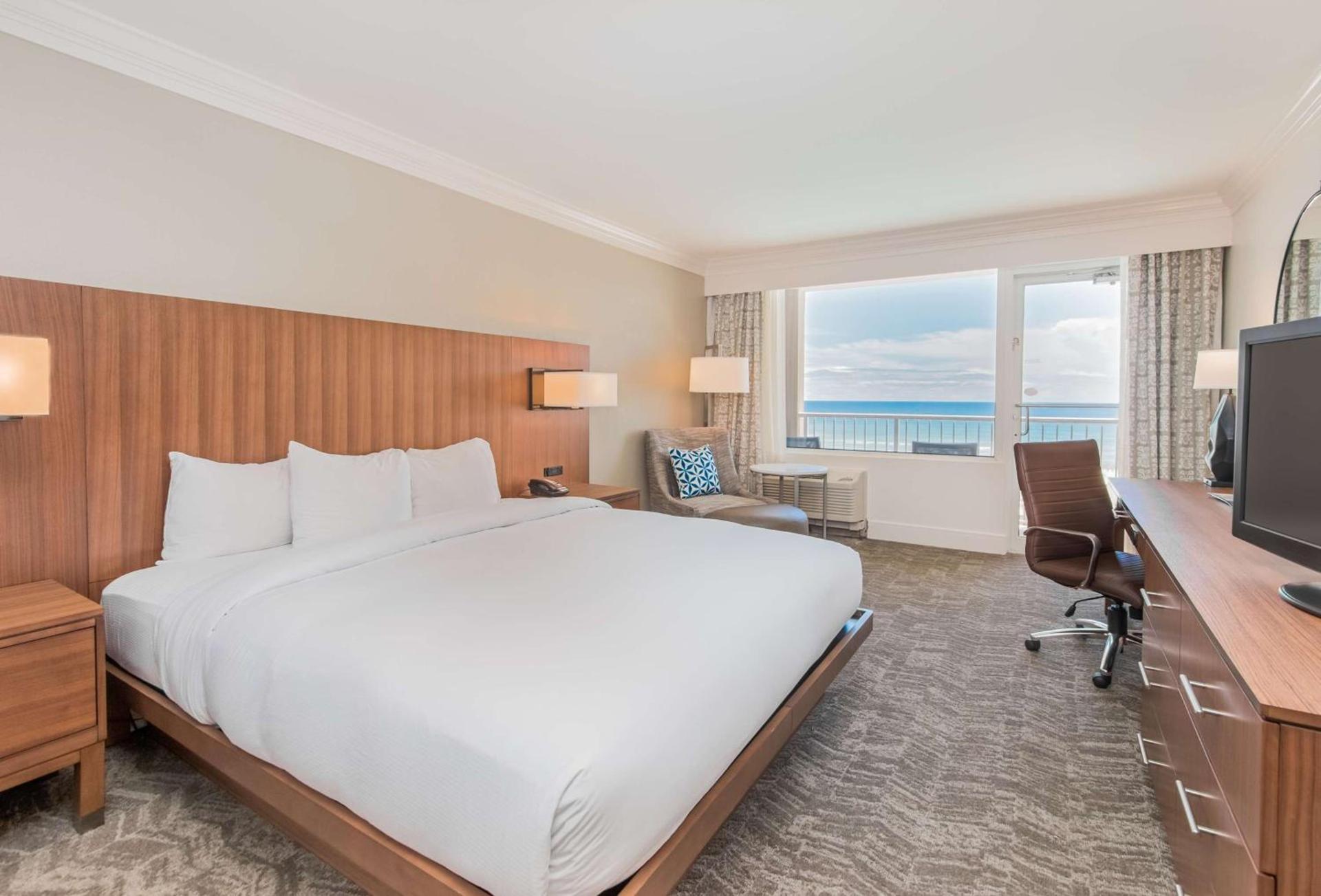 Hilton Pensacola Beach photo 39