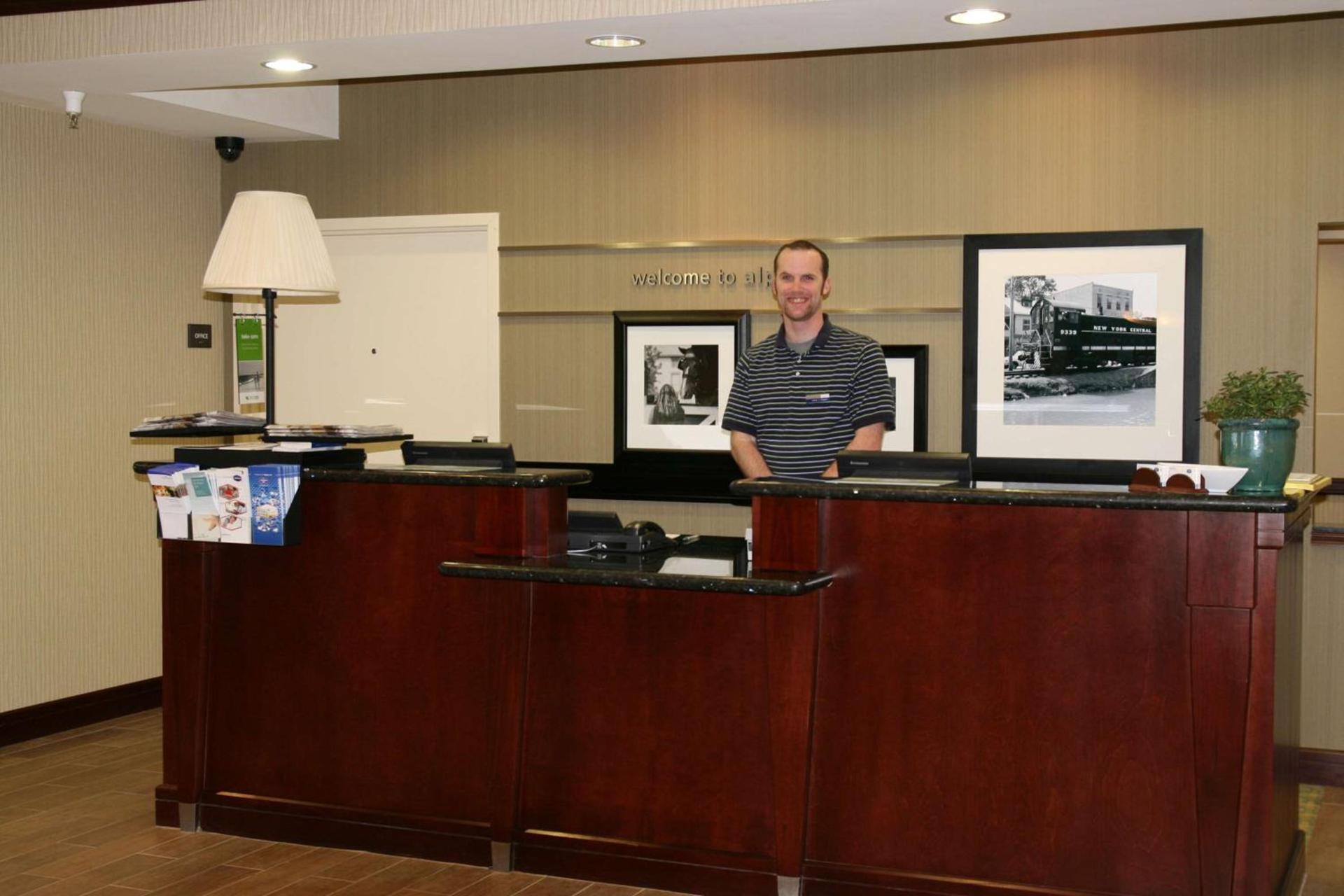 Hampton Inn Alpine photo 4