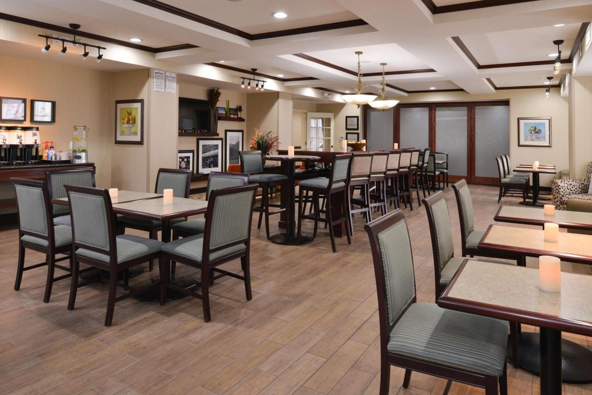 Hampton Inn Alpine photo 20