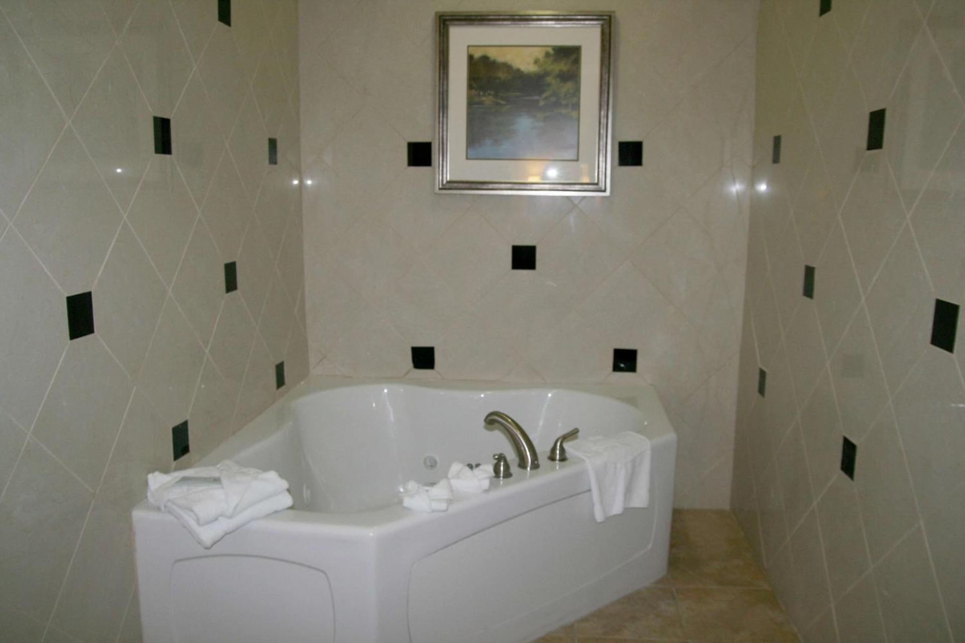 Hampton Inn Alpine photo 24
