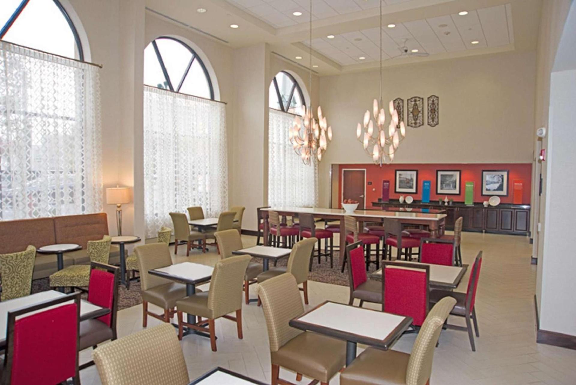 Hampton Inn Schenectady Downtown photo 7