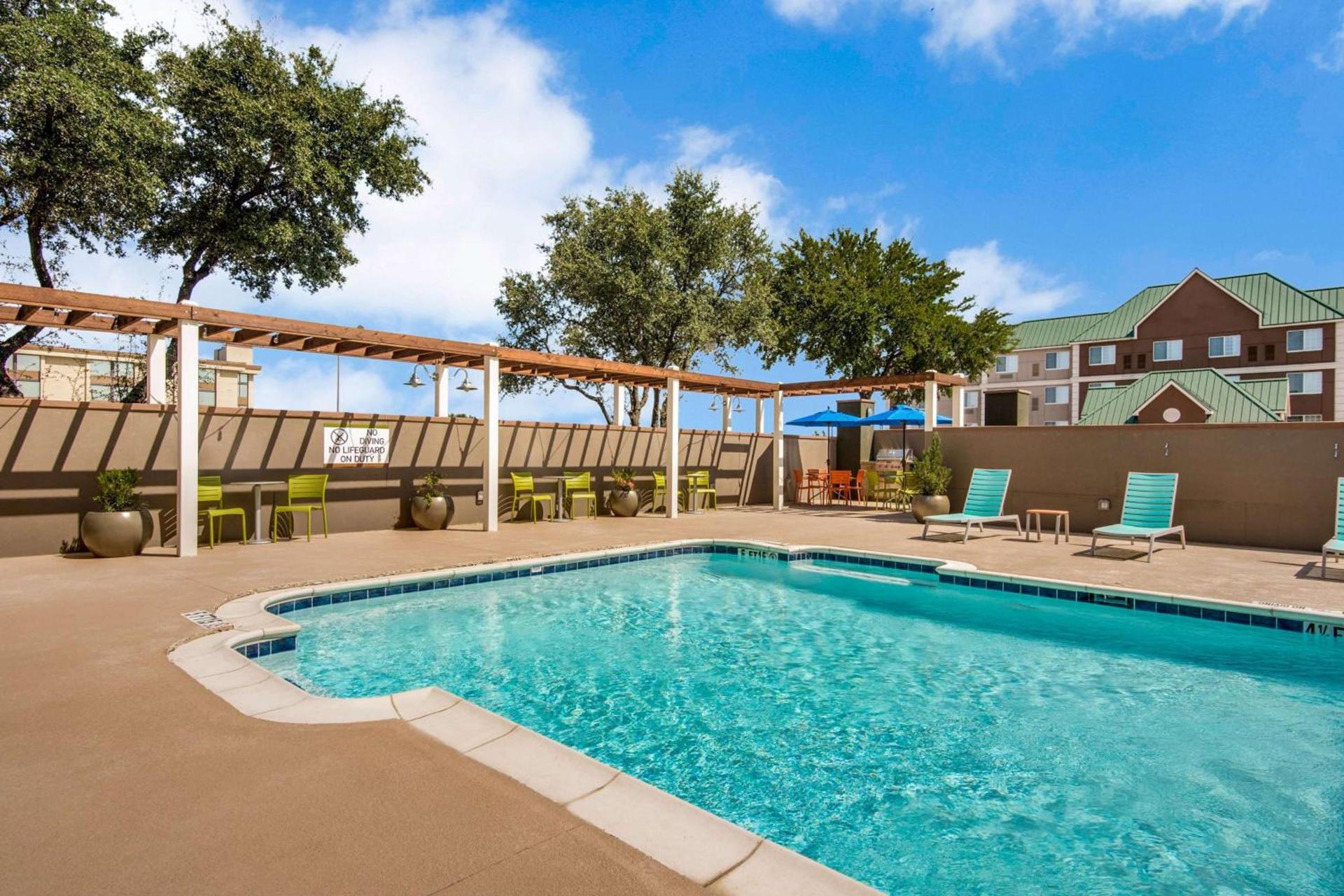 Home2 Suites by Hilton DFW Airport South Irving photo 6