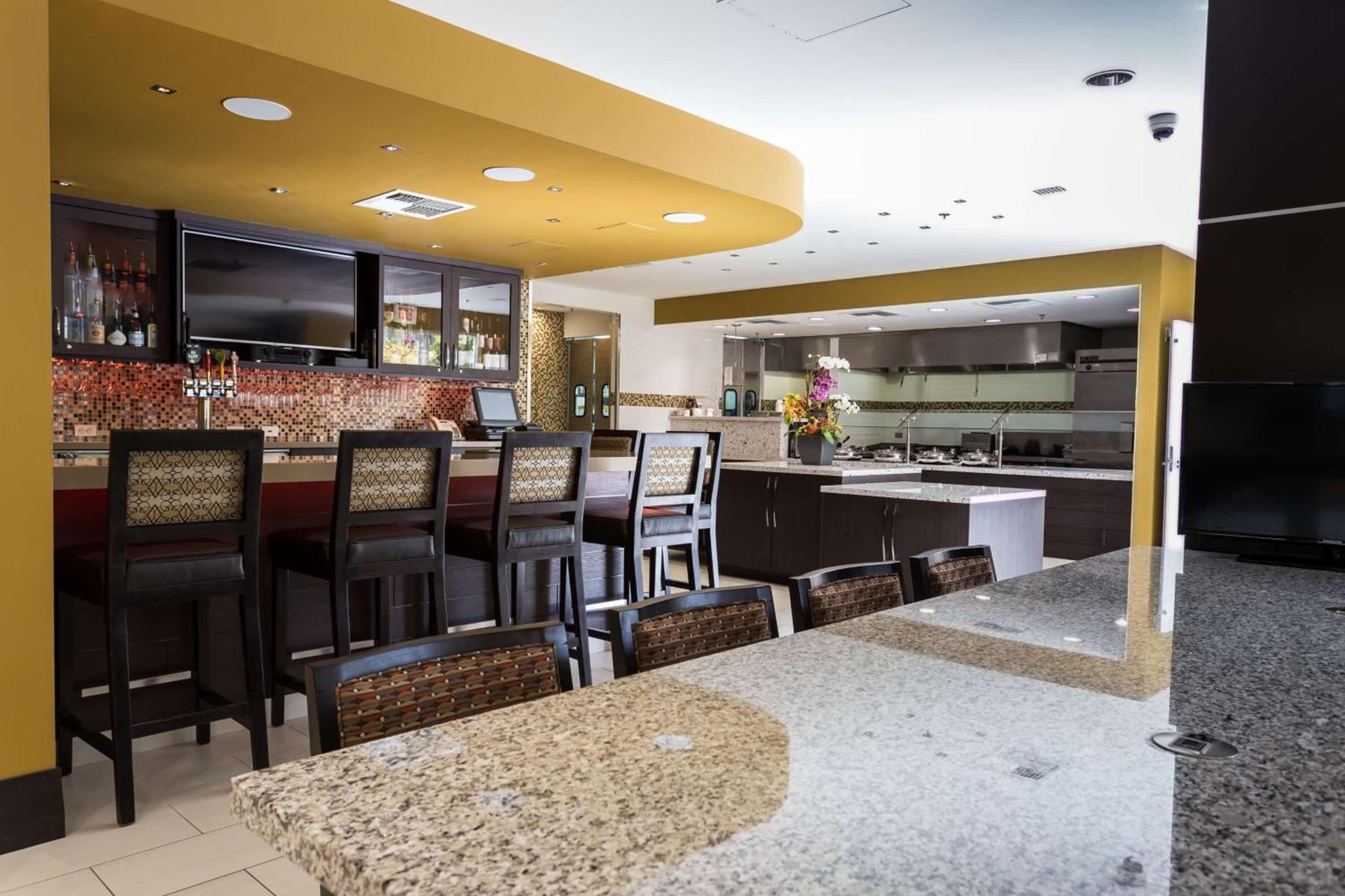 Hilton Garden Inn San Mateo photo 10