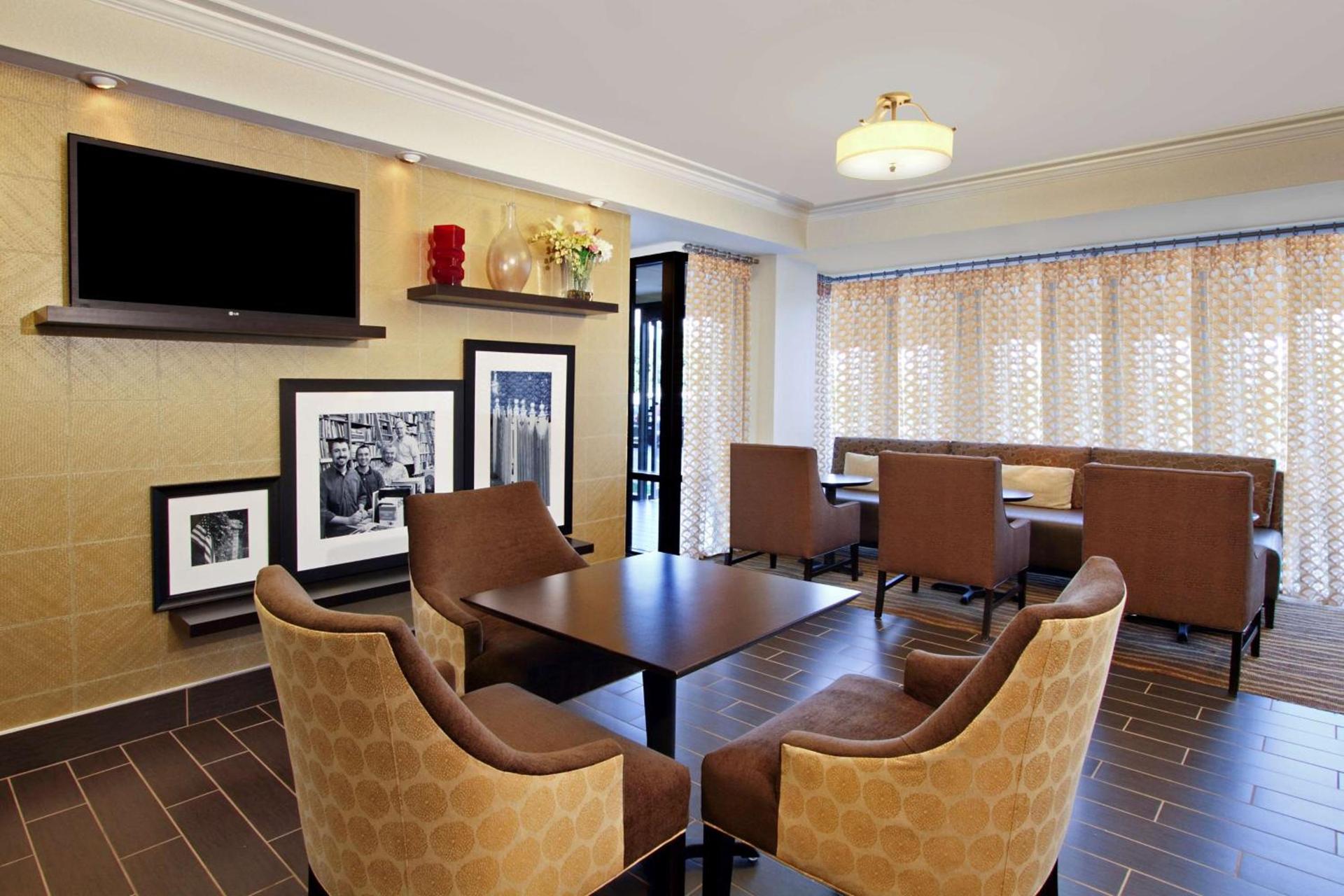 Hampton Inn Philadelphia-Great Valley photo 11
