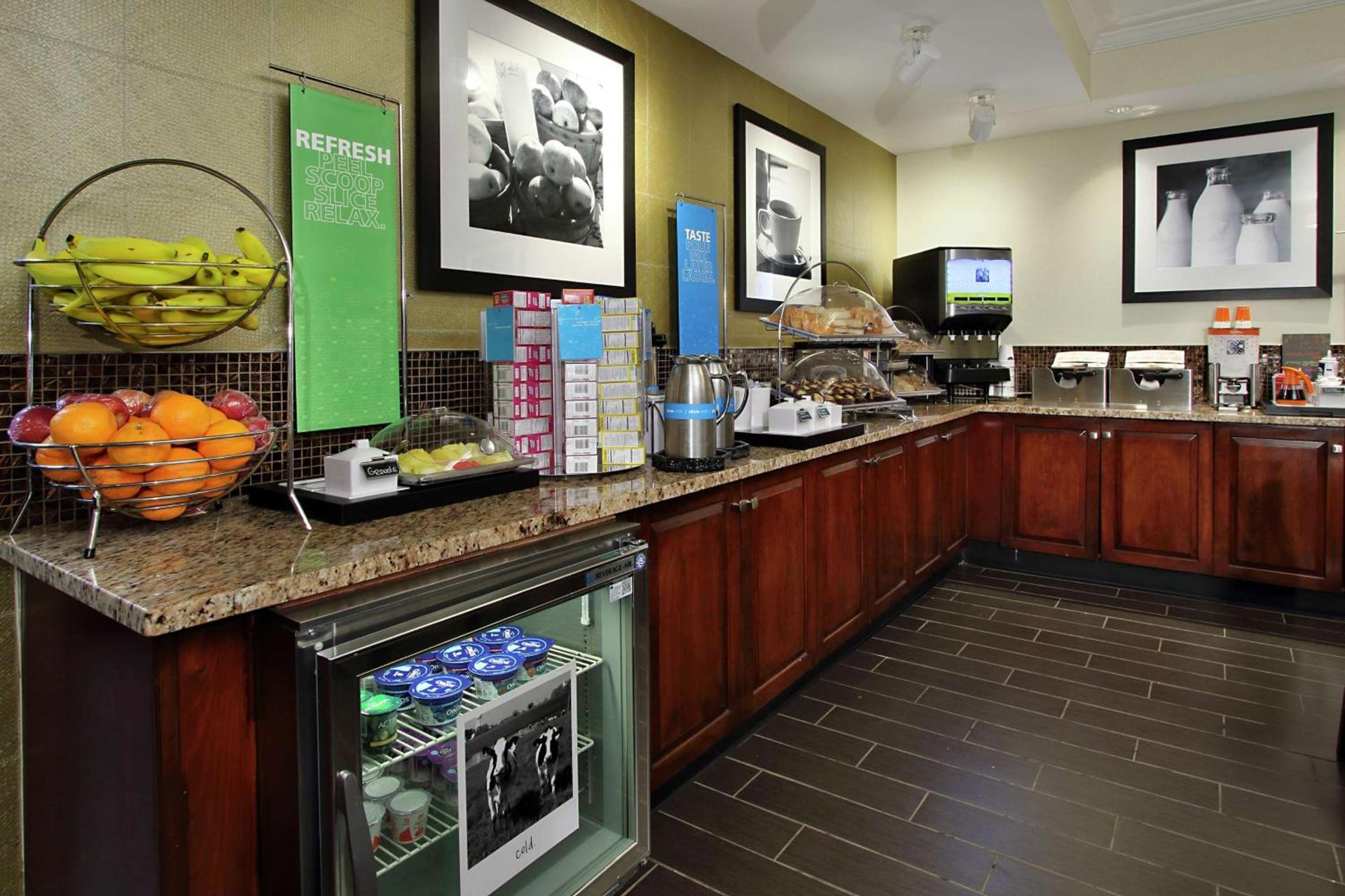 Hampton Inn Philadelphia-Great Valley photo 14