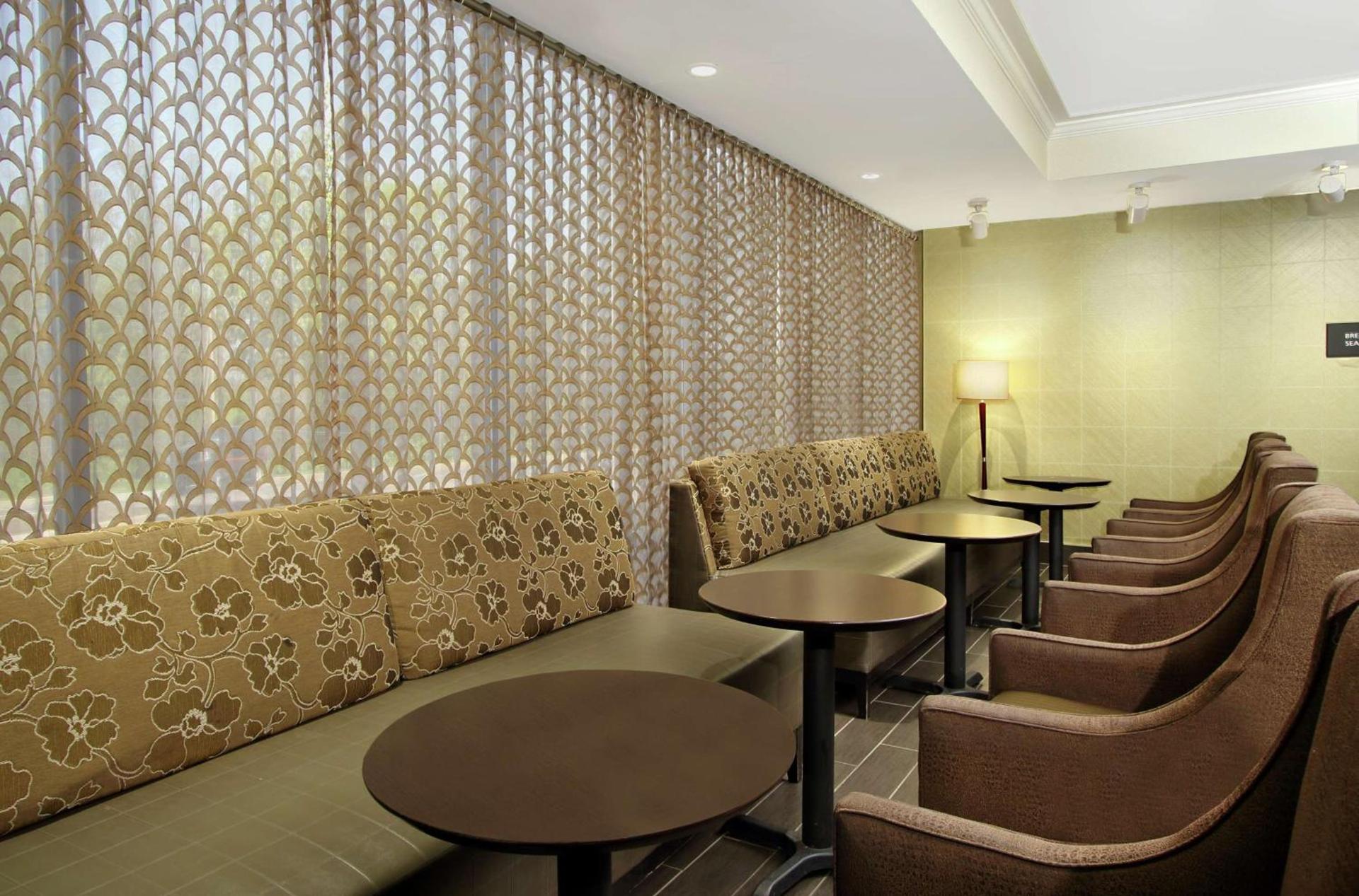 Hampton Inn Philadelphia-Great Valley photo 18