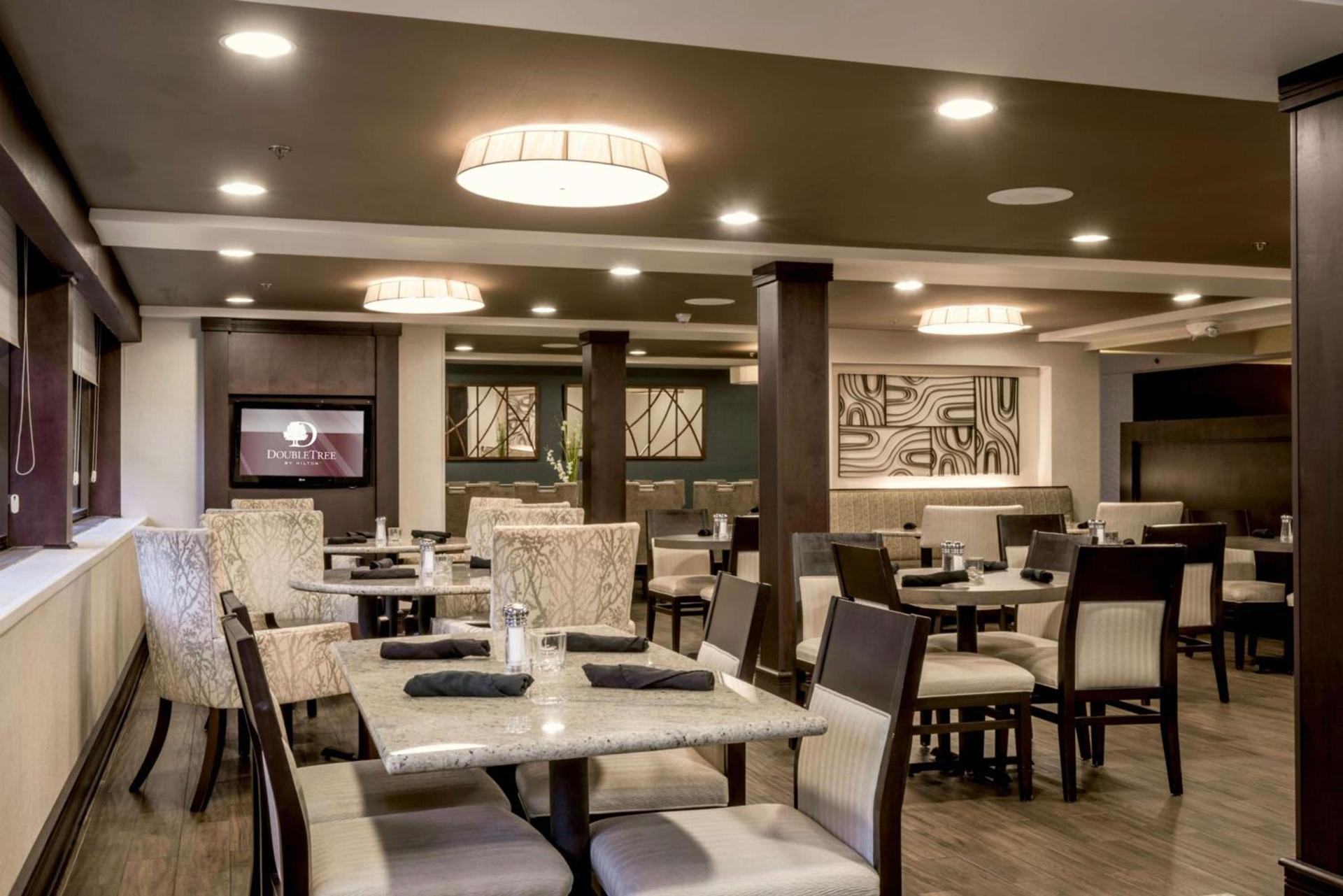 DoubleTree by Hilton Montgomery Downtown photo 18