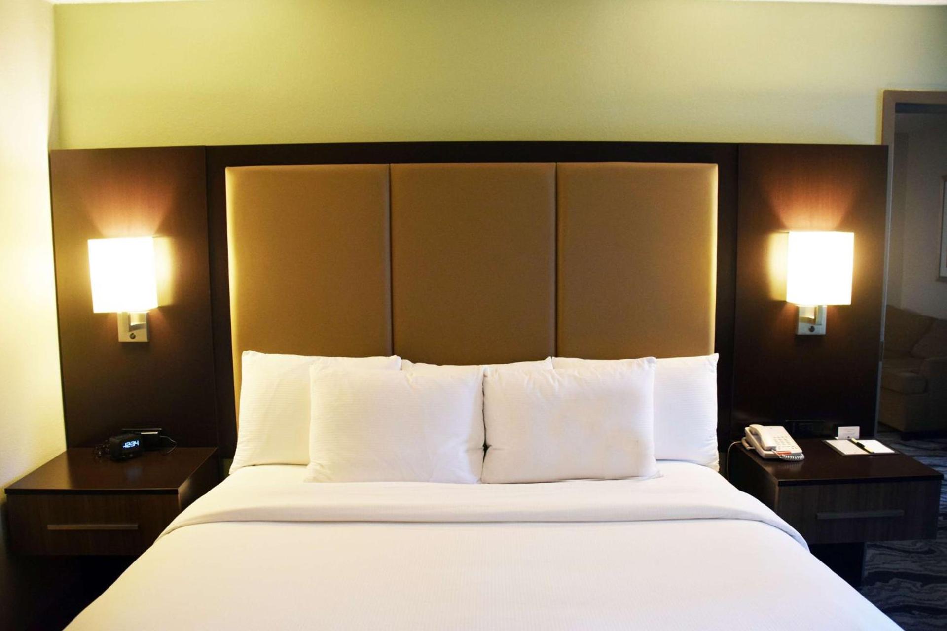 DoubleTree by Hilton Montgomery Downtown photo 33
