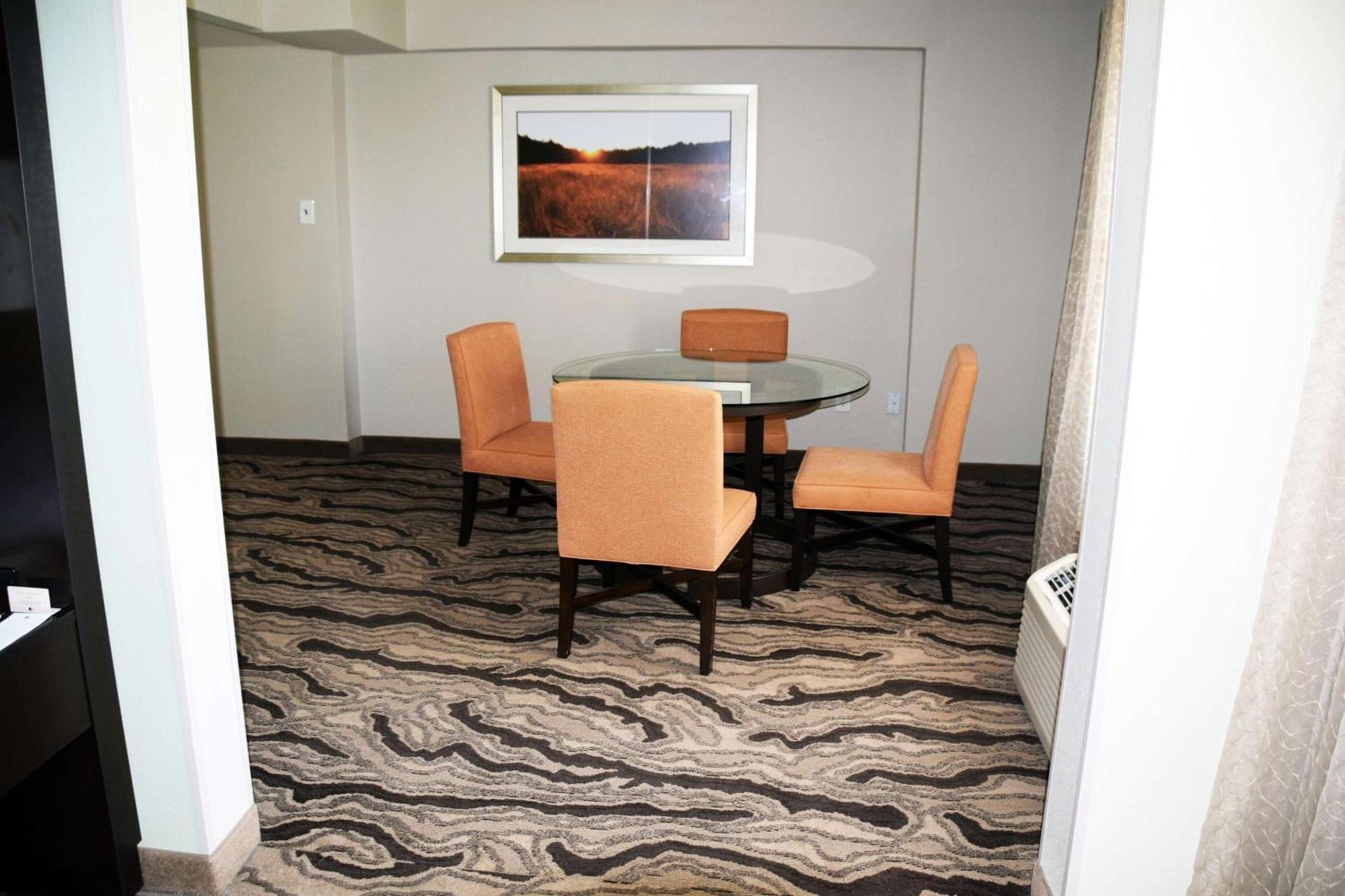 DoubleTree by Hilton Montgomery Downtown photo 31