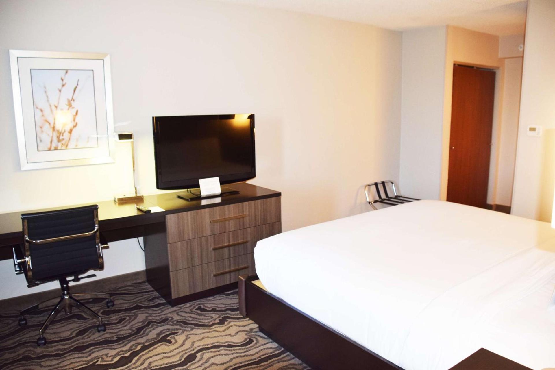 DoubleTree by Hilton Montgomery Downtown photo 34