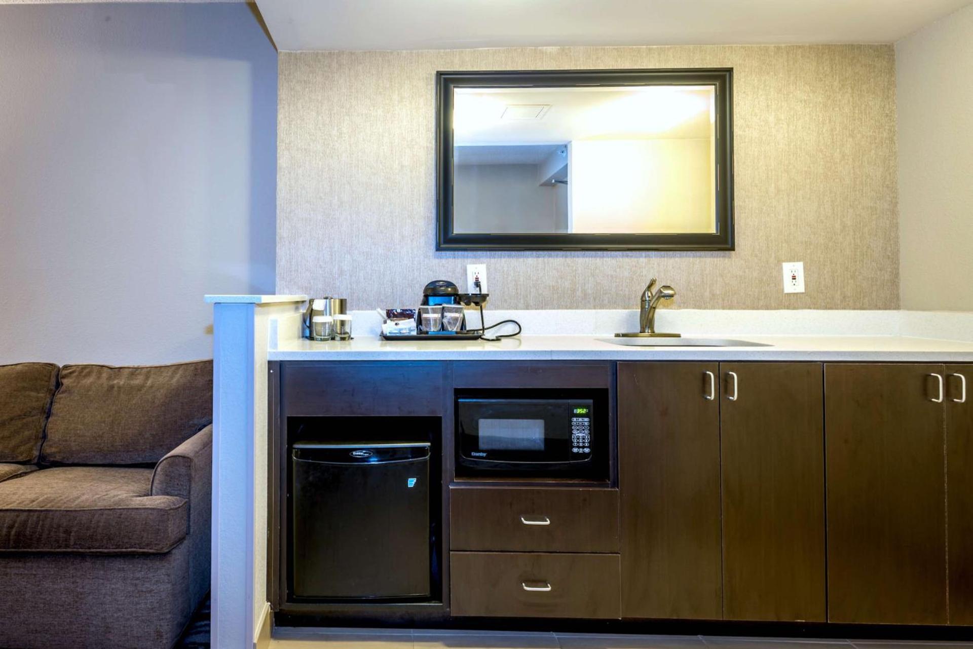 DoubleTree by Hilton Montgomery Downtown photo 58