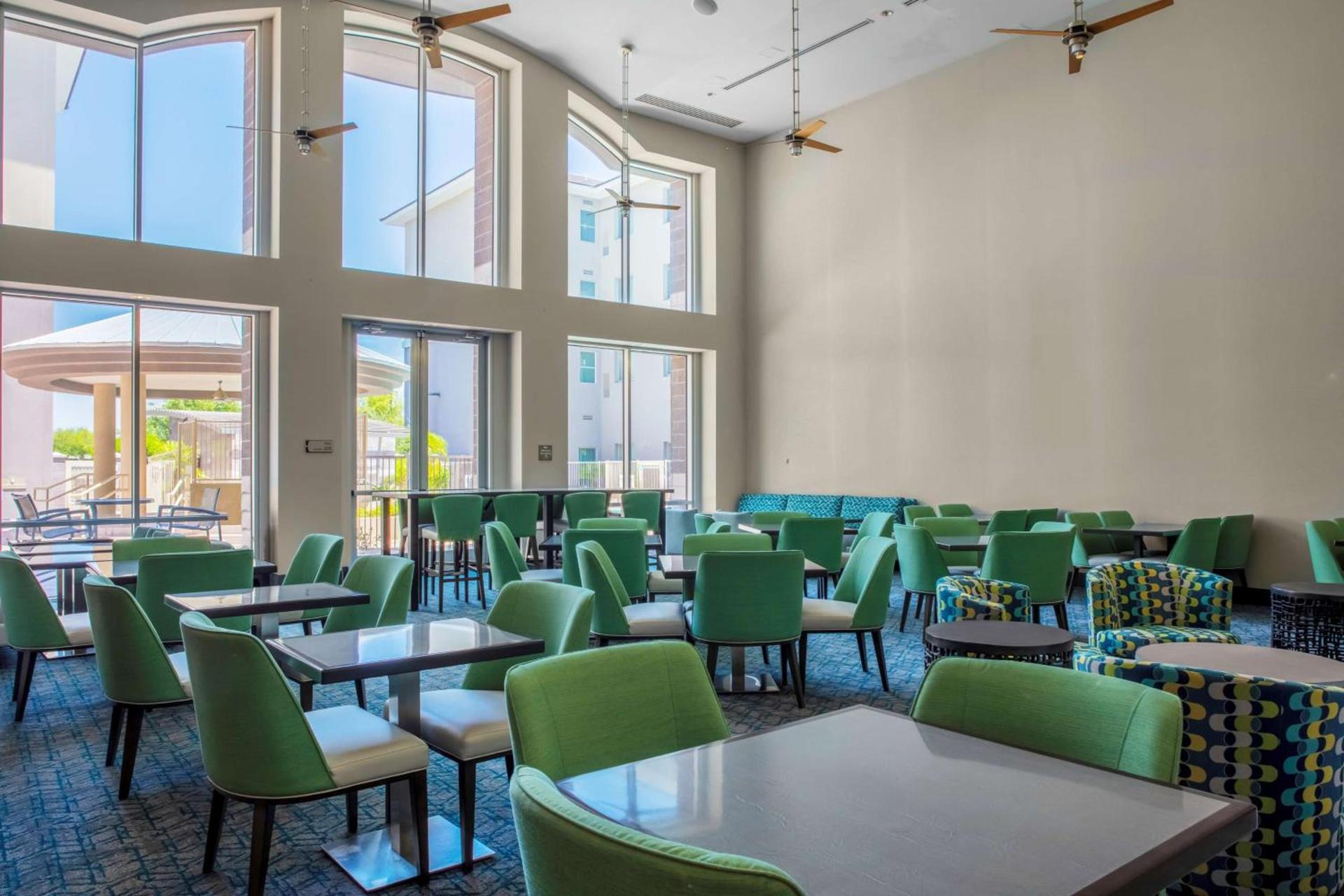 Homewood Suites by Hilton Phoenix Airport South photo 9