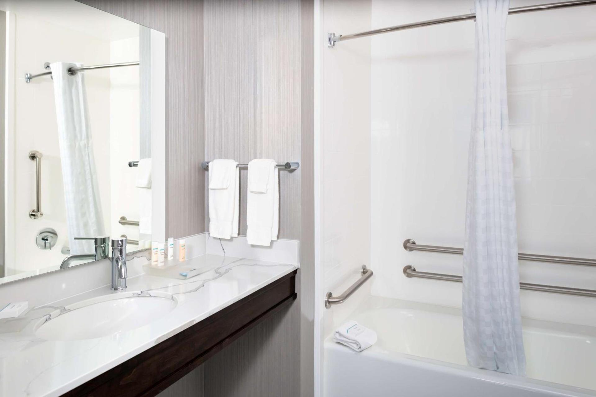 Homewood Suites by Hilton Phoenix Airport South photo 16
