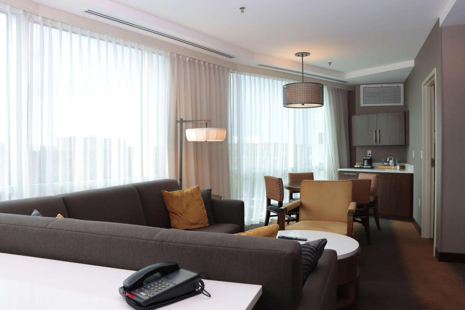 DoubleTree by Hilton Hotel Reading photo 48
