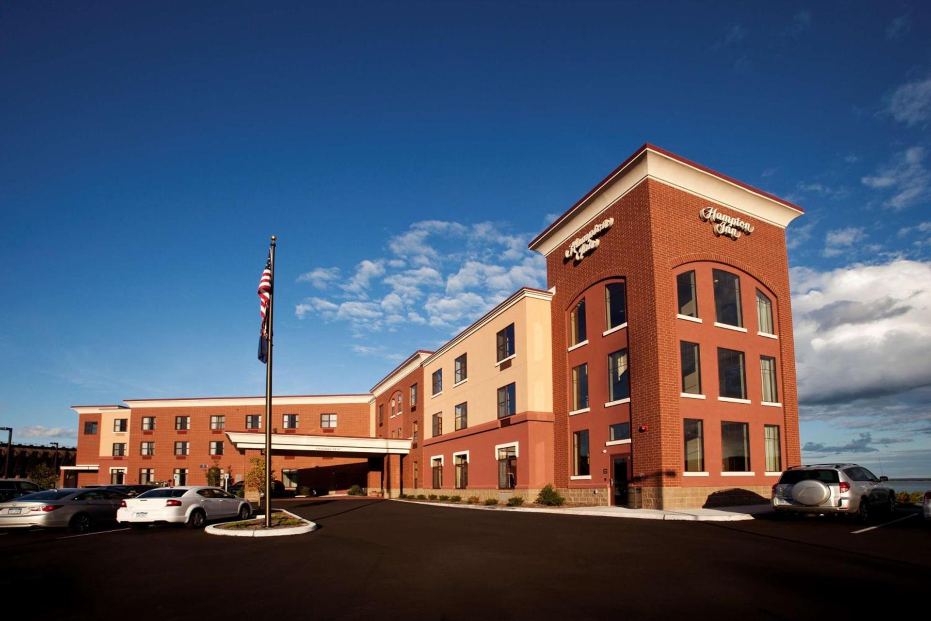 Hampton Inn Marquette-Waterfront — hotel in Marquette
