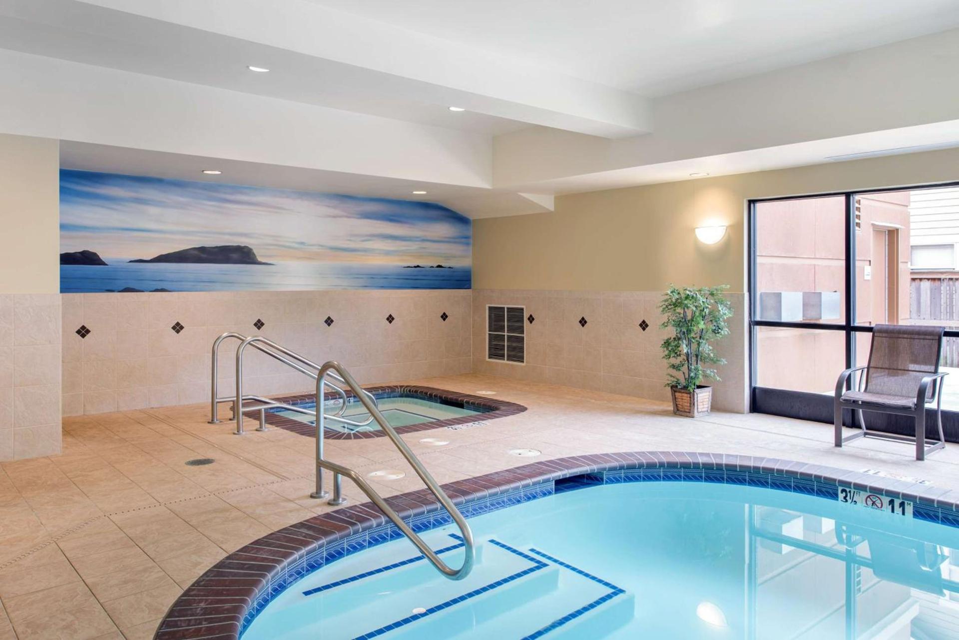 Hampton Inn & Suites Arcata photo 6