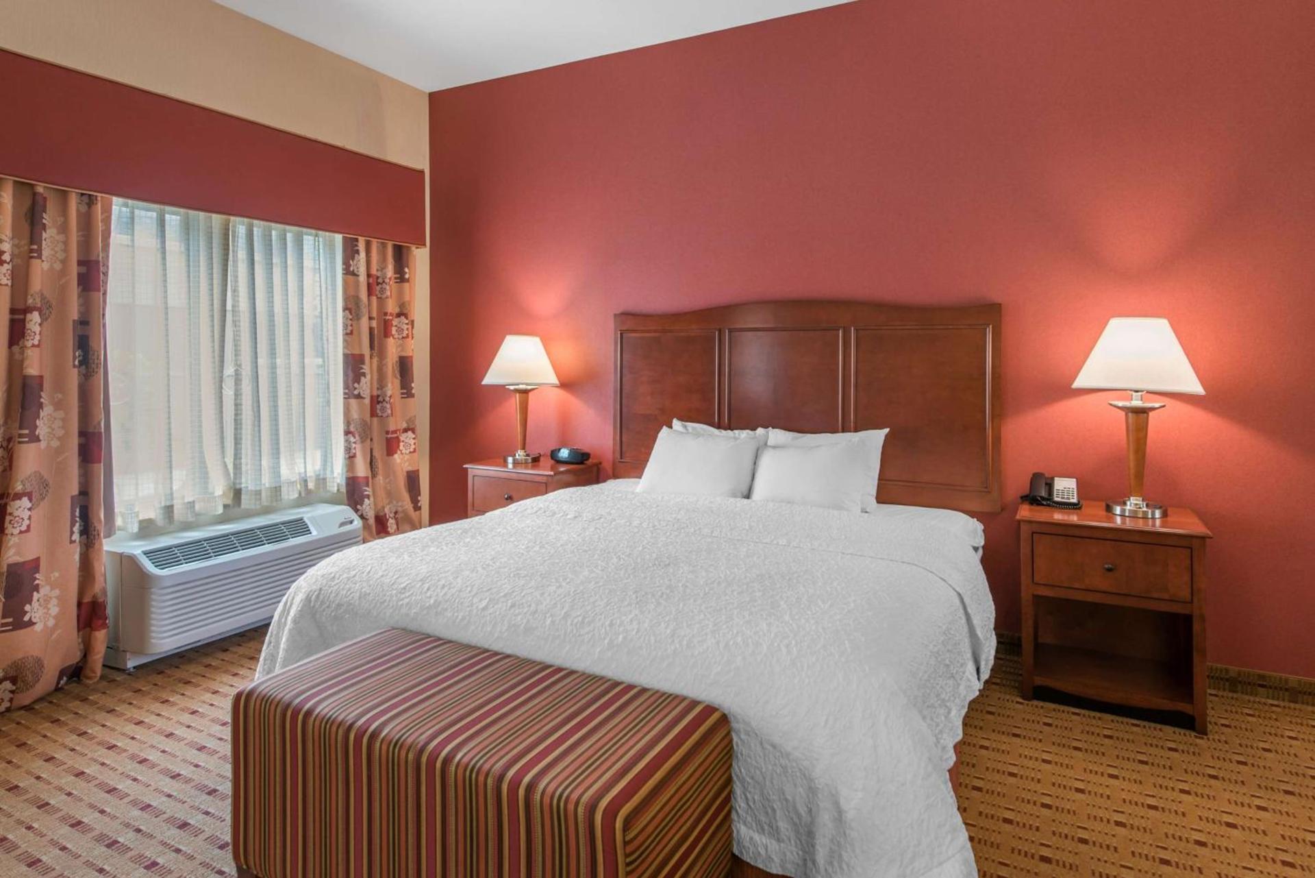 Hampton Inn & Suites Arcata photo 23