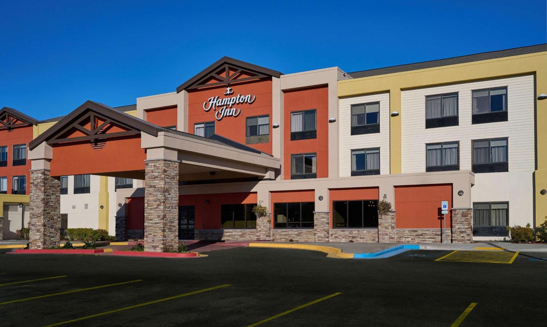 Hampton Inn Anchorage photo 1