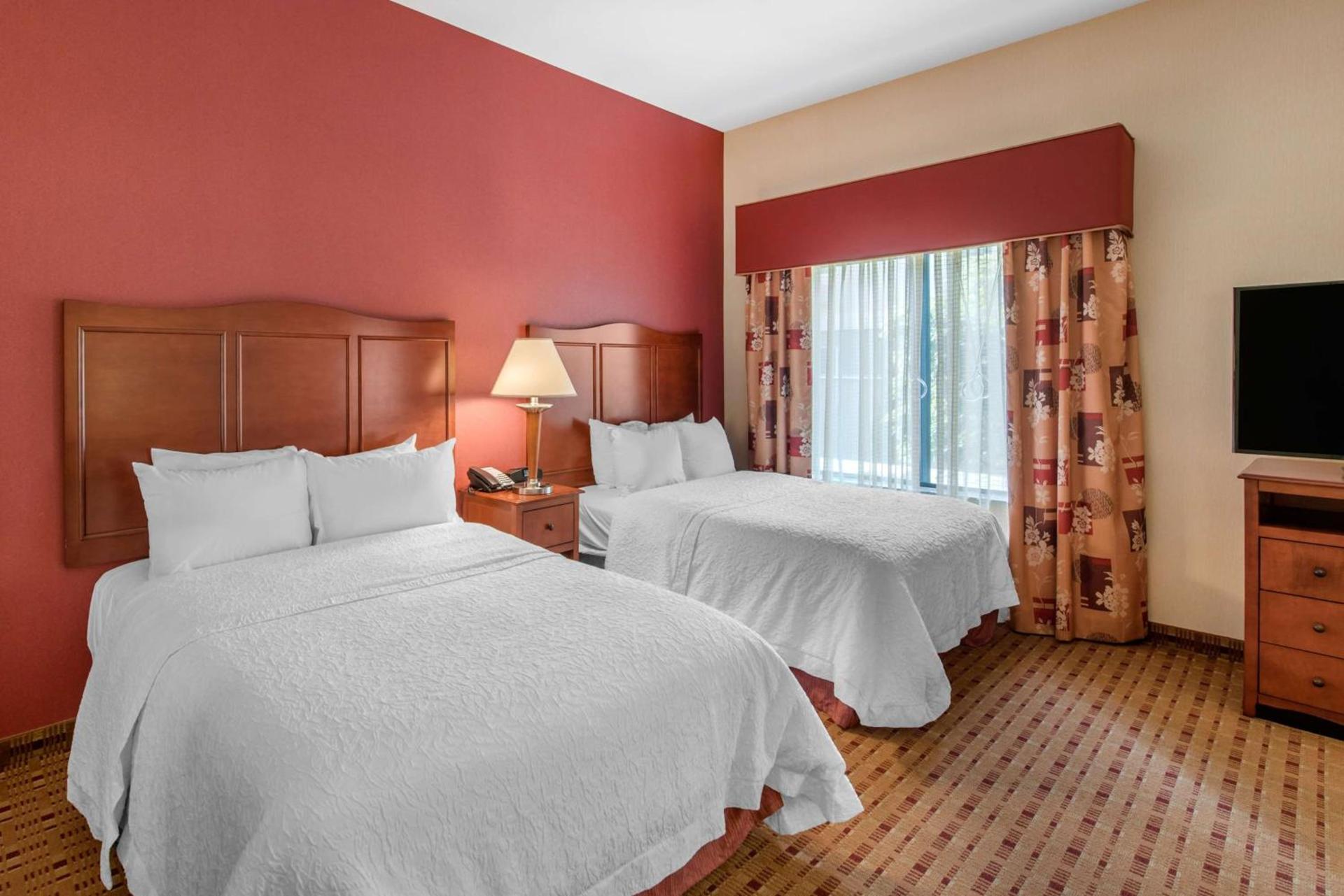 Hampton Inn & Suites Arcata photo 33