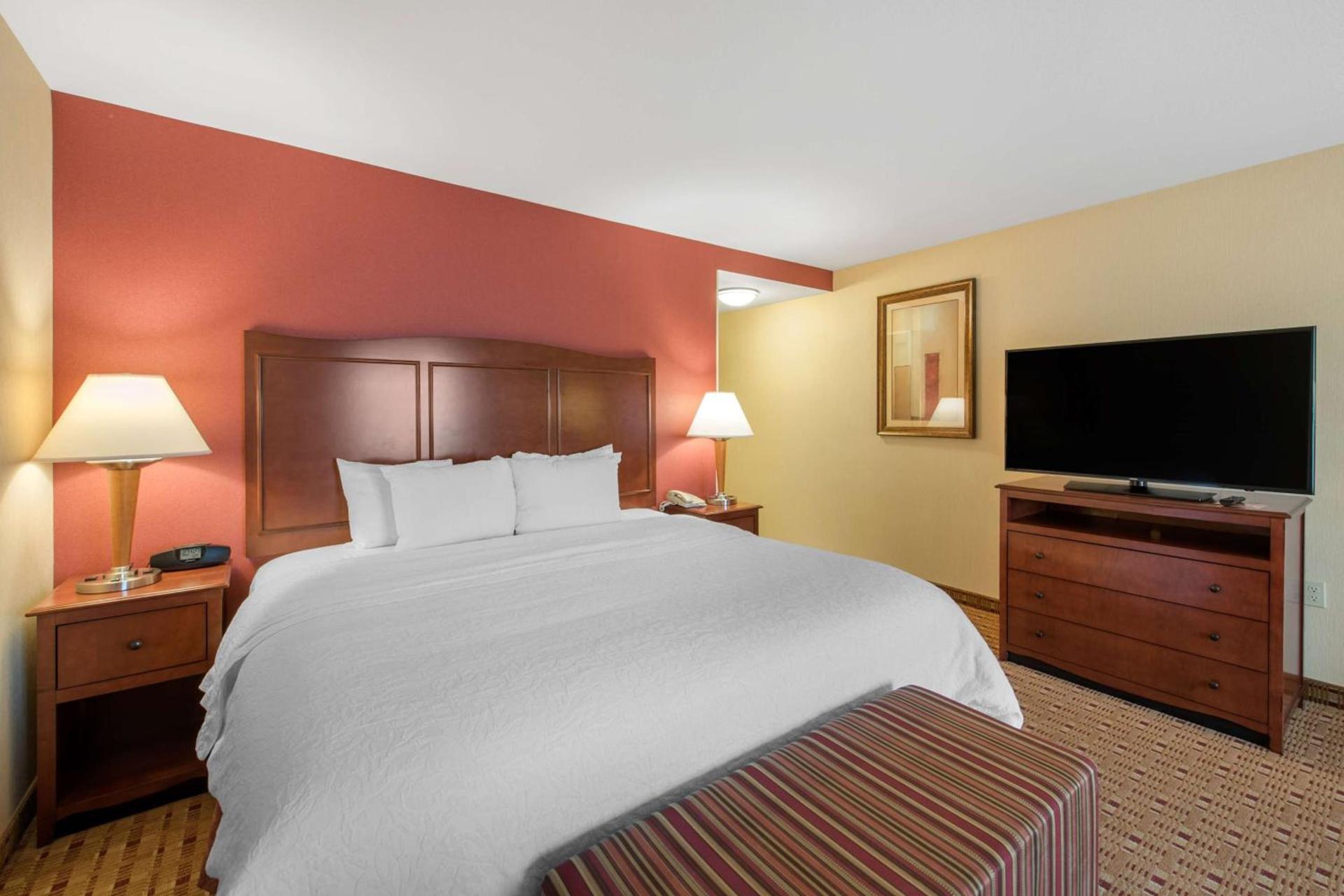 Hampton Inn & Suites Arcata photo 34