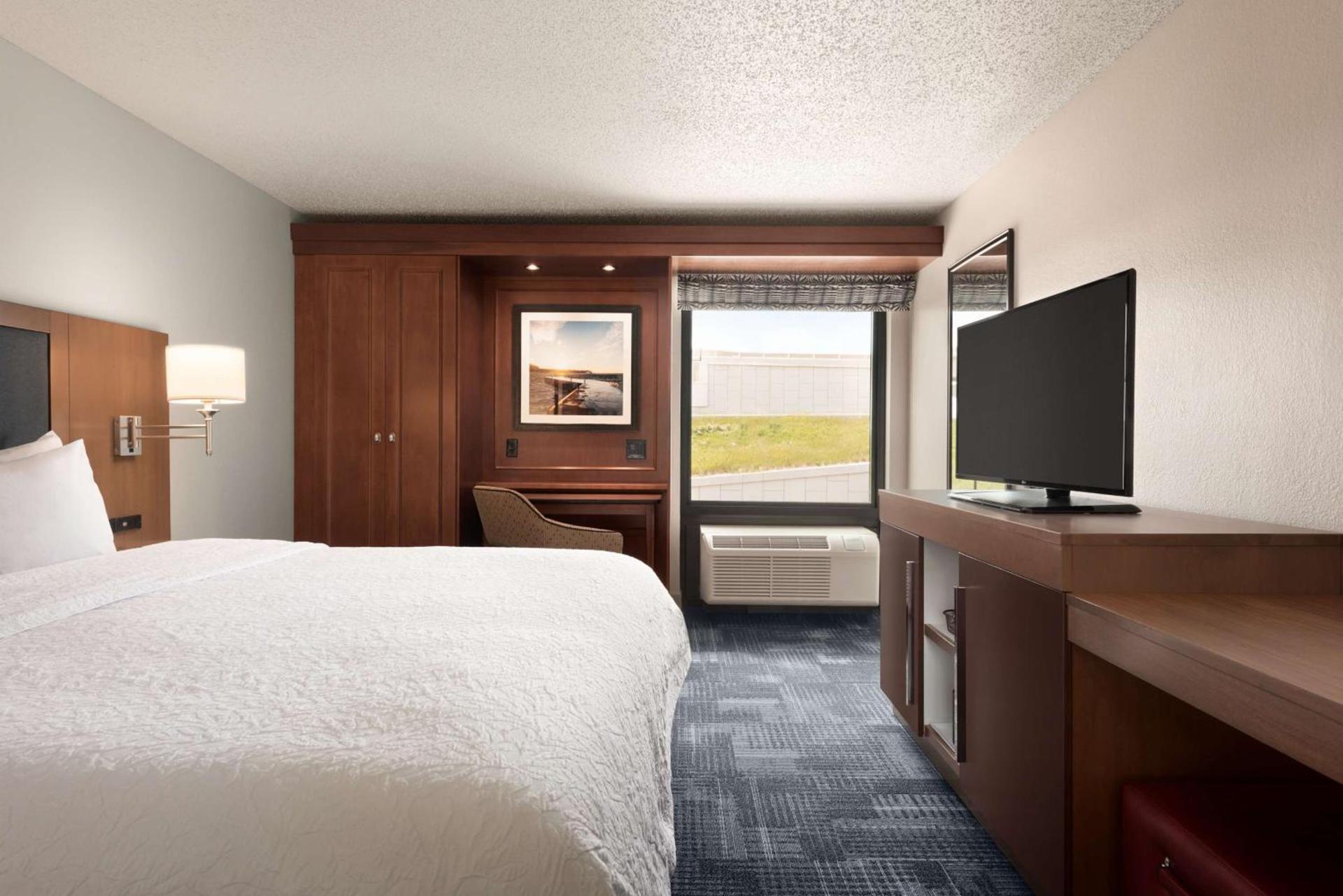 Hampton Inn Wausau photo 26
