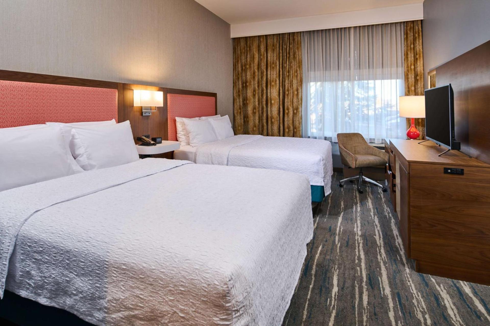 Hampton Inn Anchorage photo 22