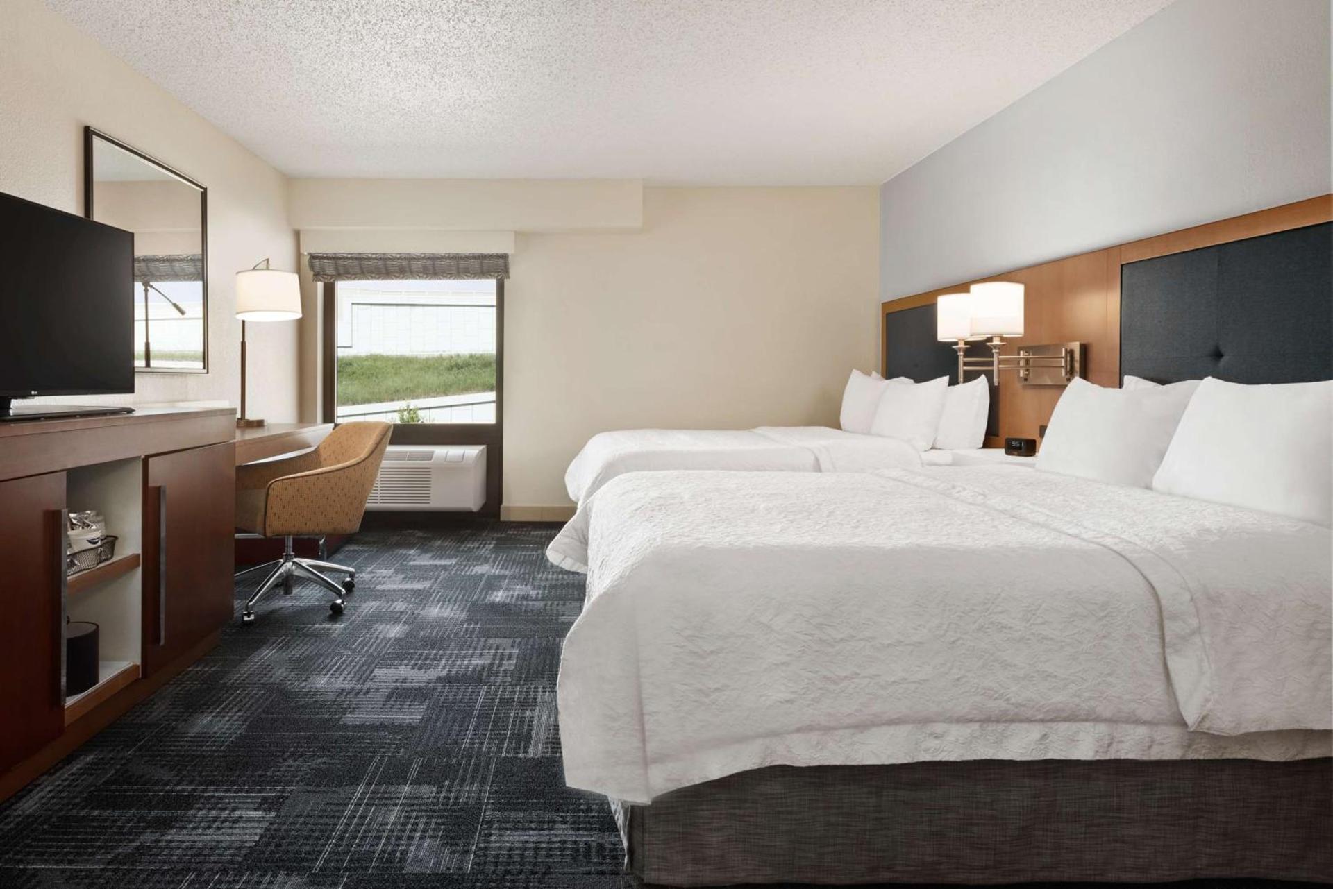 Hampton Inn Wausau photo 30
