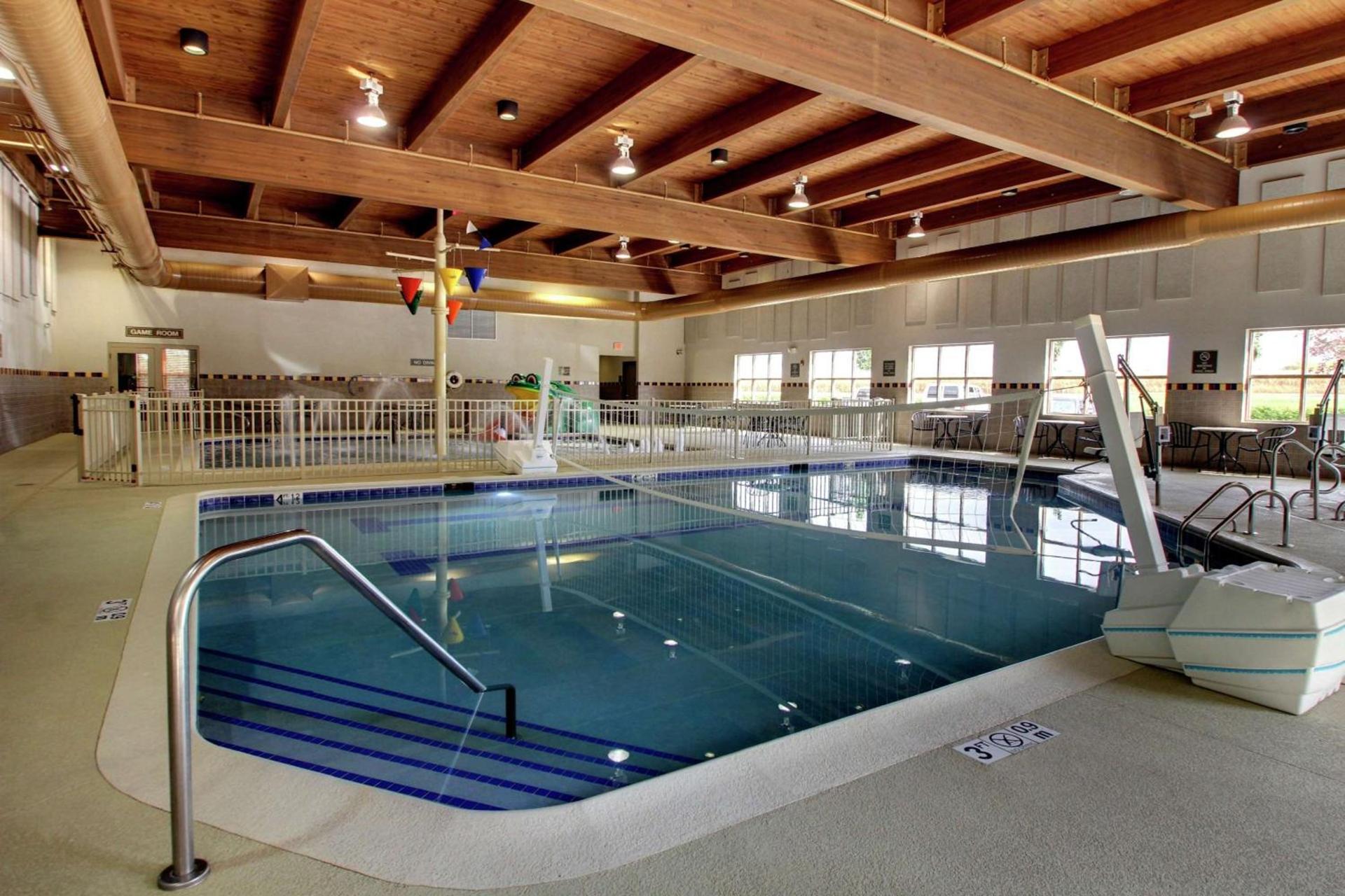 Hampton Inn & Suites Chicago/Aurora photo 9