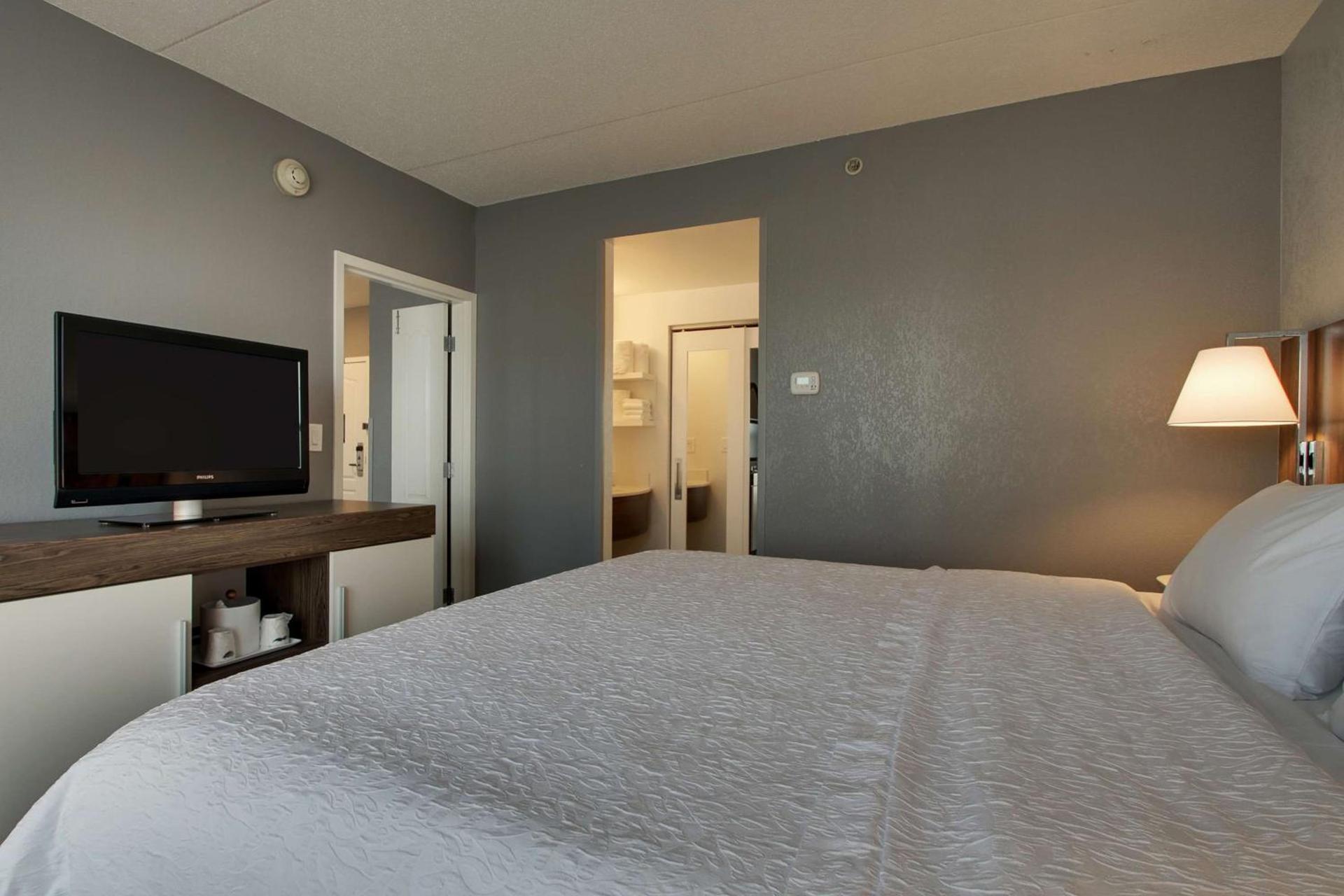 Hampton Inn & Suites Chicago/Aurora photo 27